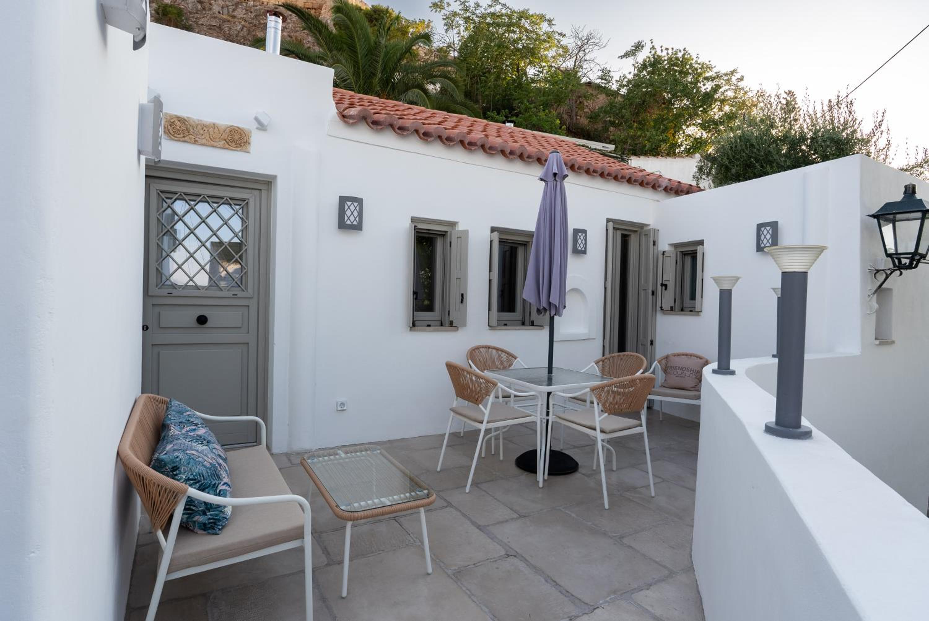Villa Hermes in Anafiotika Athens !
