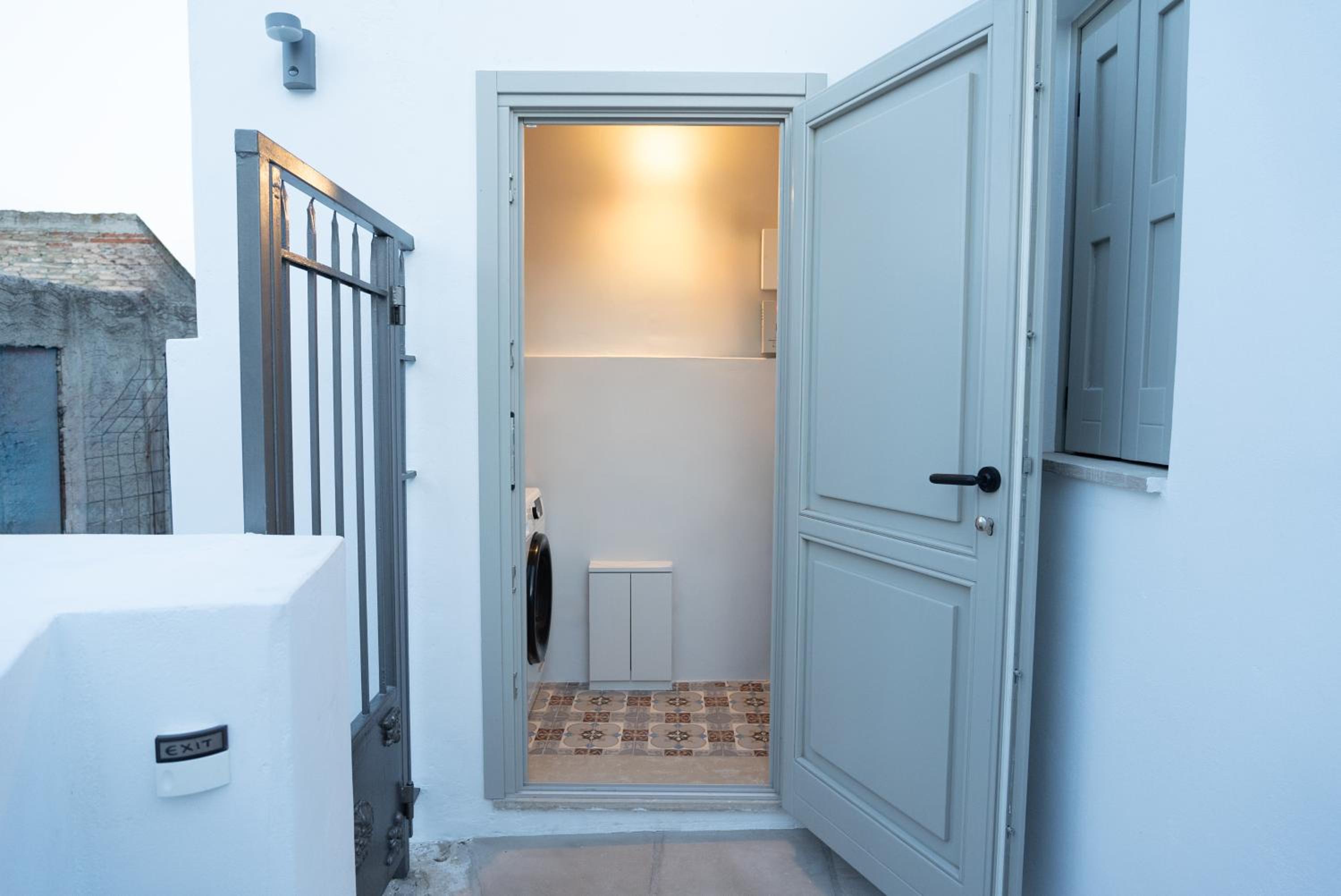 Villa Hermes in Anafiotika Athens !