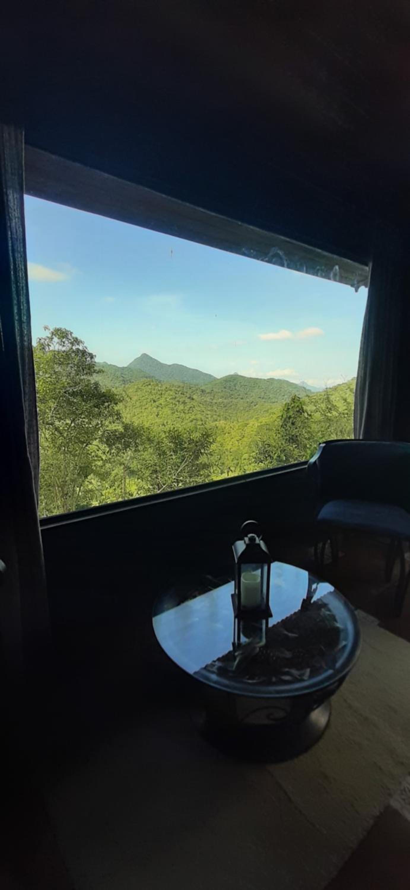Chalé Pakere Montebello Lumiar - lareira, wi-fi, sauna, piscina - vista incrível - locação do chalé sem prestação de serviços