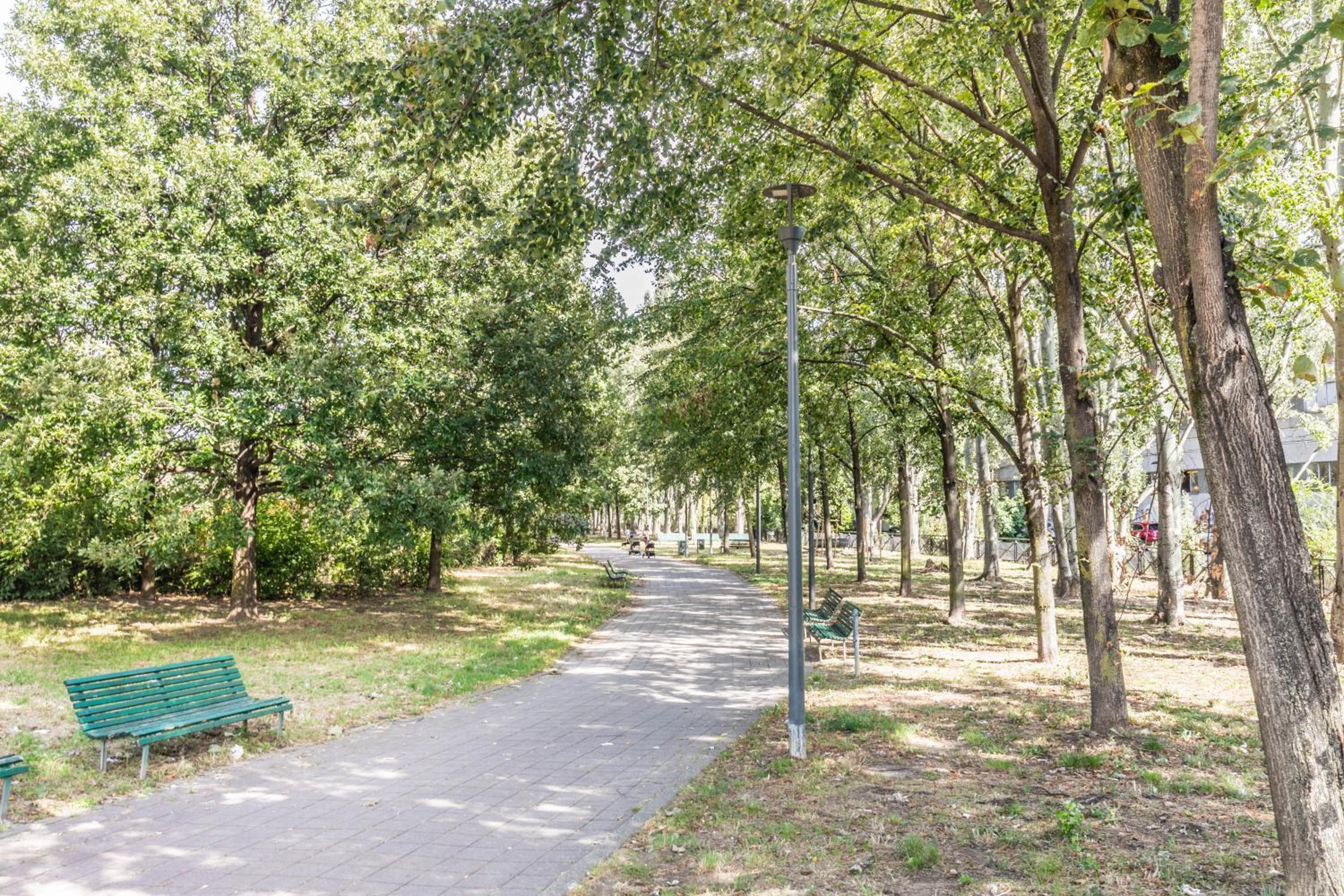 Milan - Bocconi e Navigli - Spacious 3BR Apartment 95 m - Free Parking