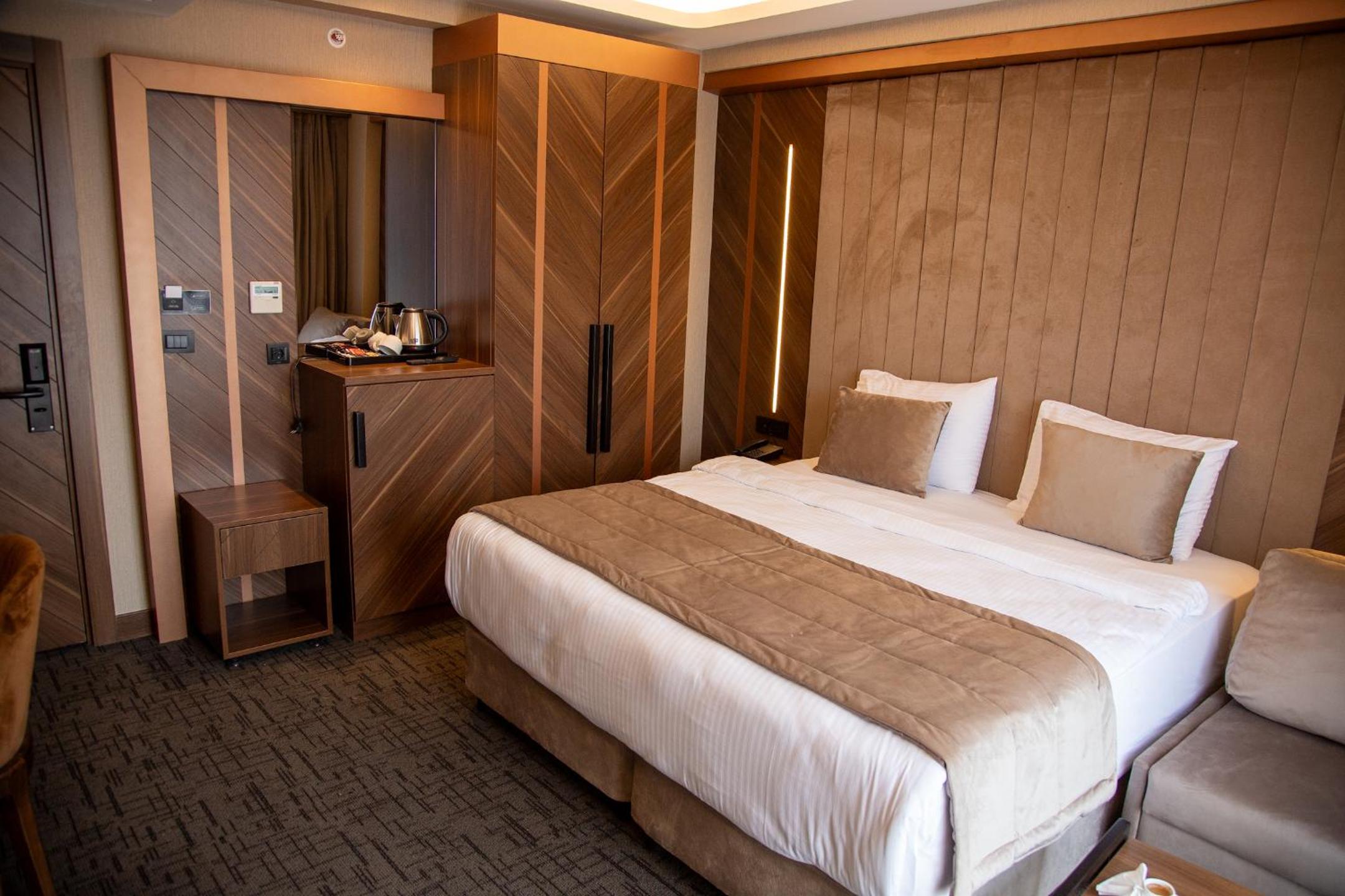 THE PARK OTEL - Image 26