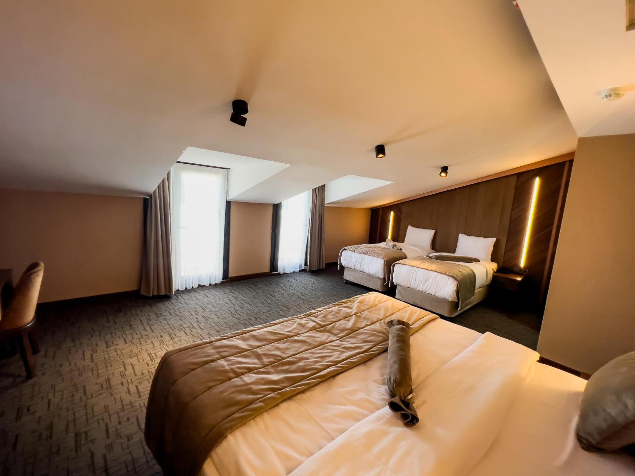 THE PARK OTEL - Image 29