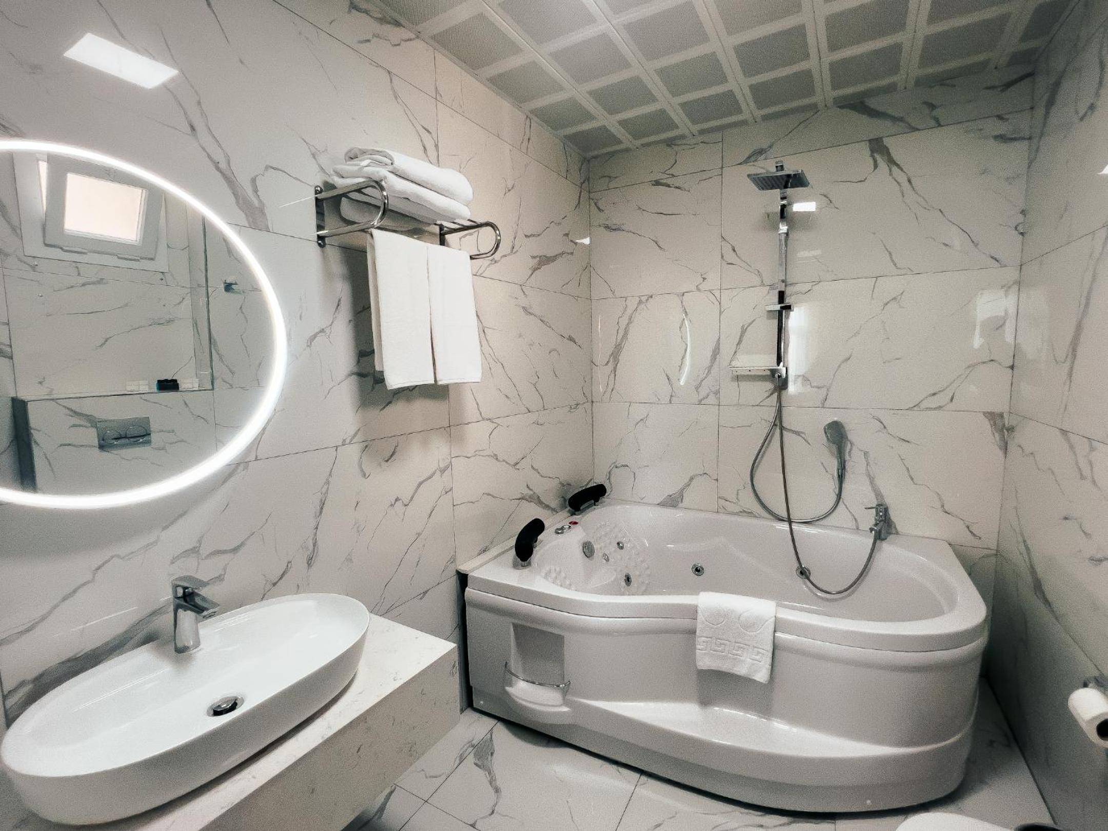 THE PARK OTEL - Image 33