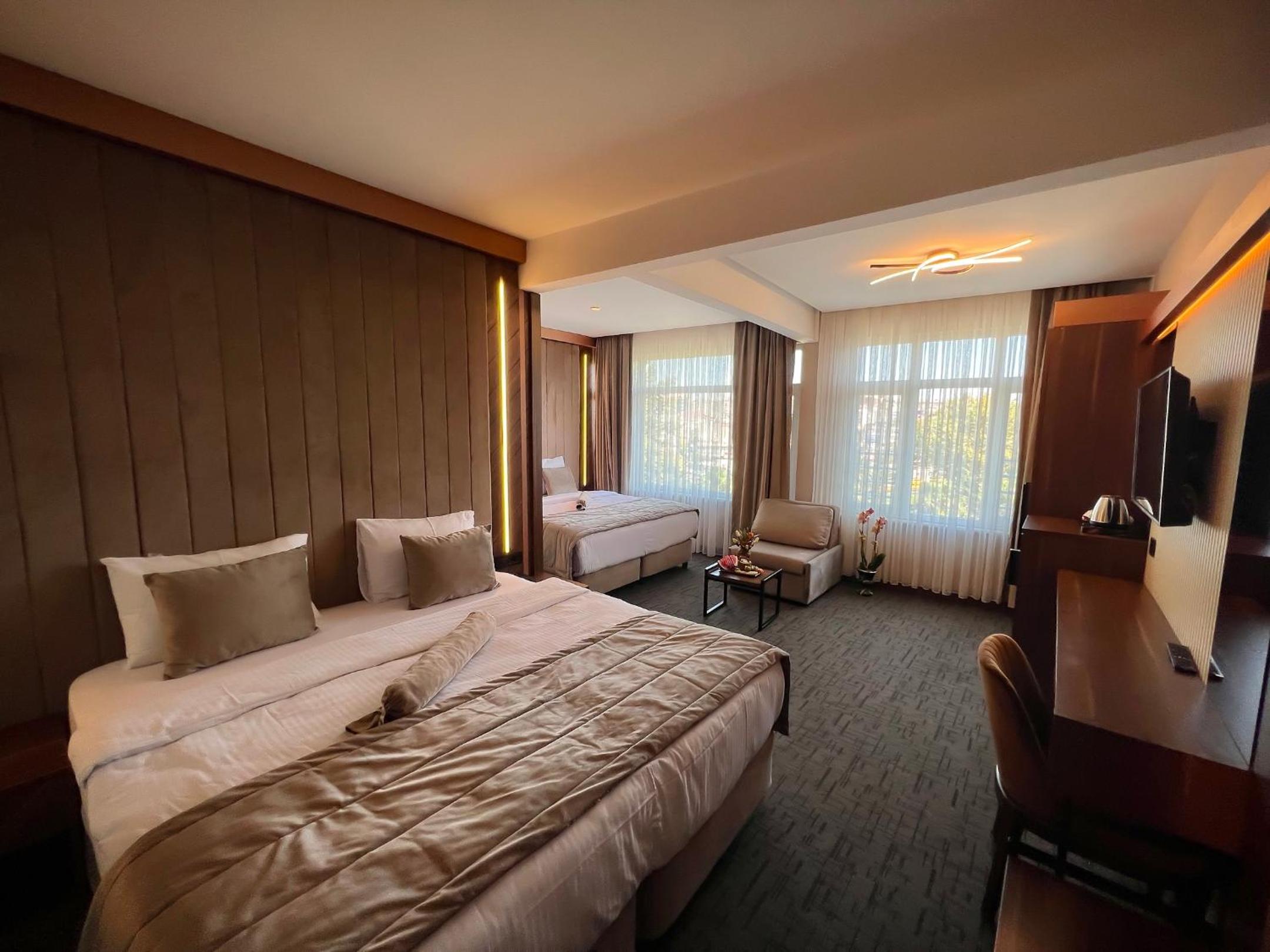 THE PARK OTEL - Image 35