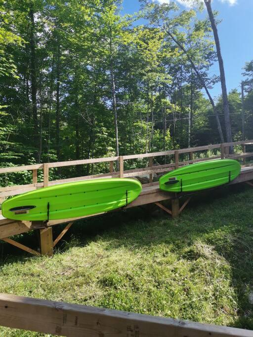 Cottage le Cerf (modern, spa, BBQ, accès lac Lili)