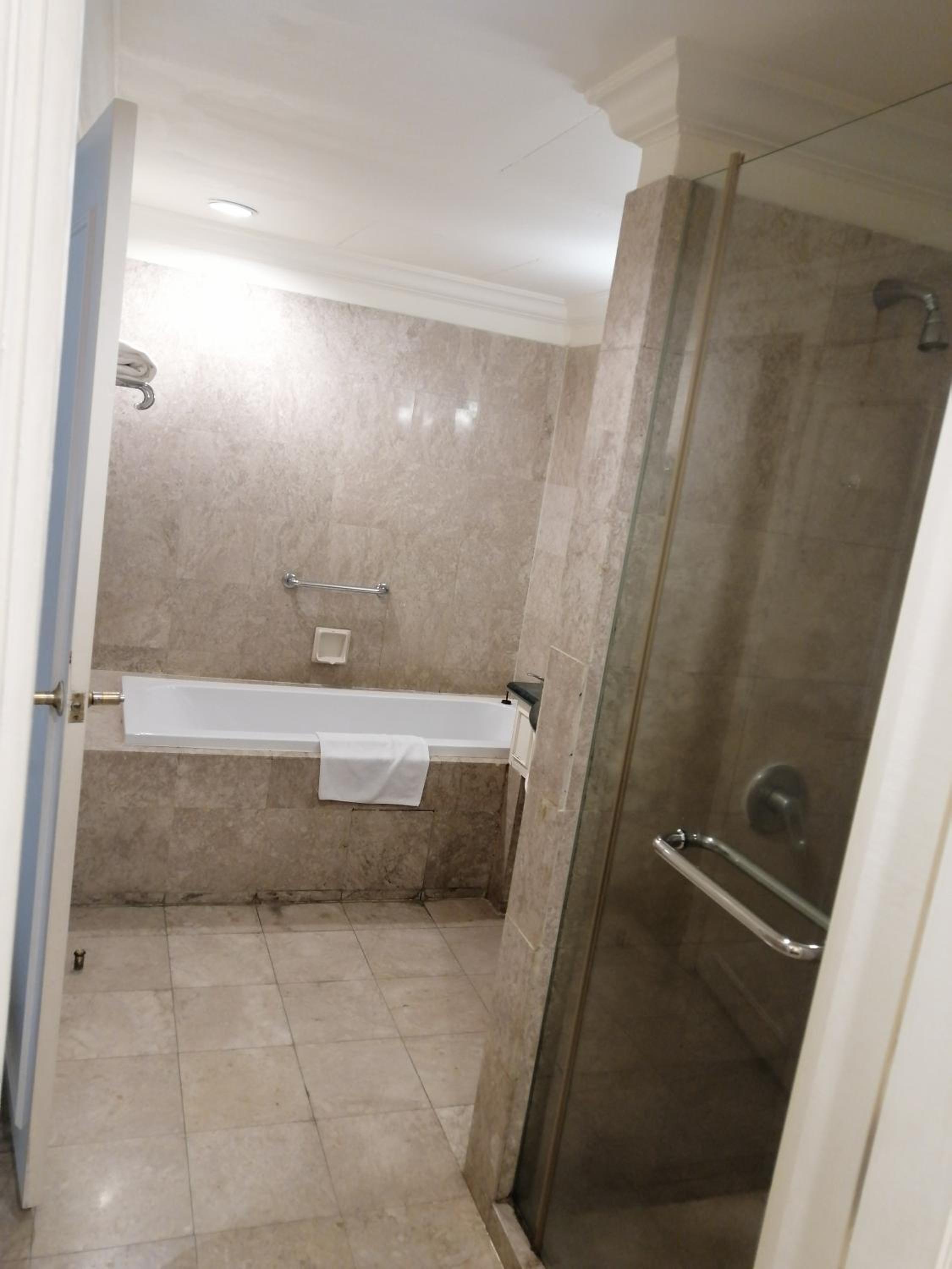 Kl Continew Suite At Times Square