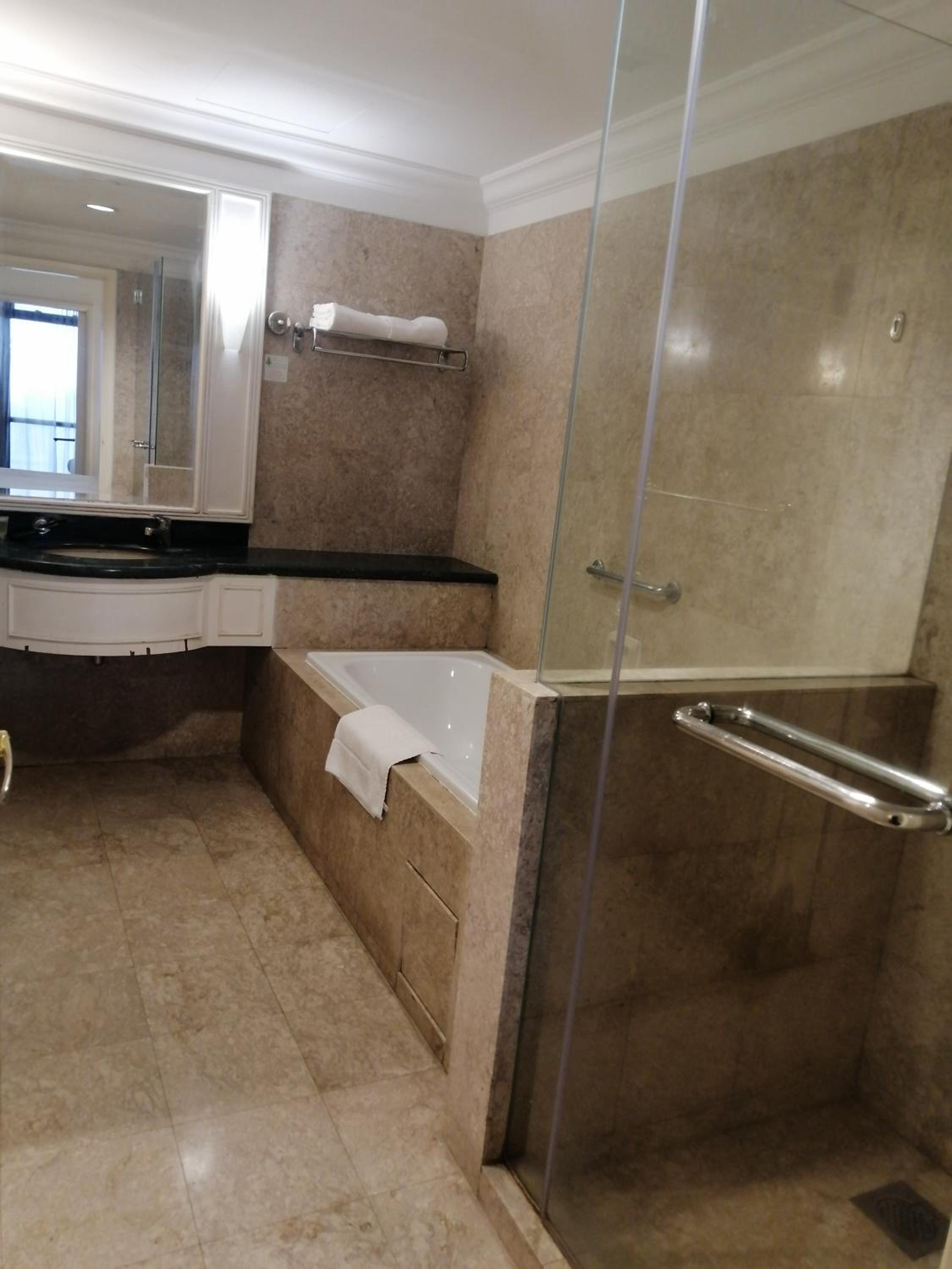 Kl Continew Suite At Times Square