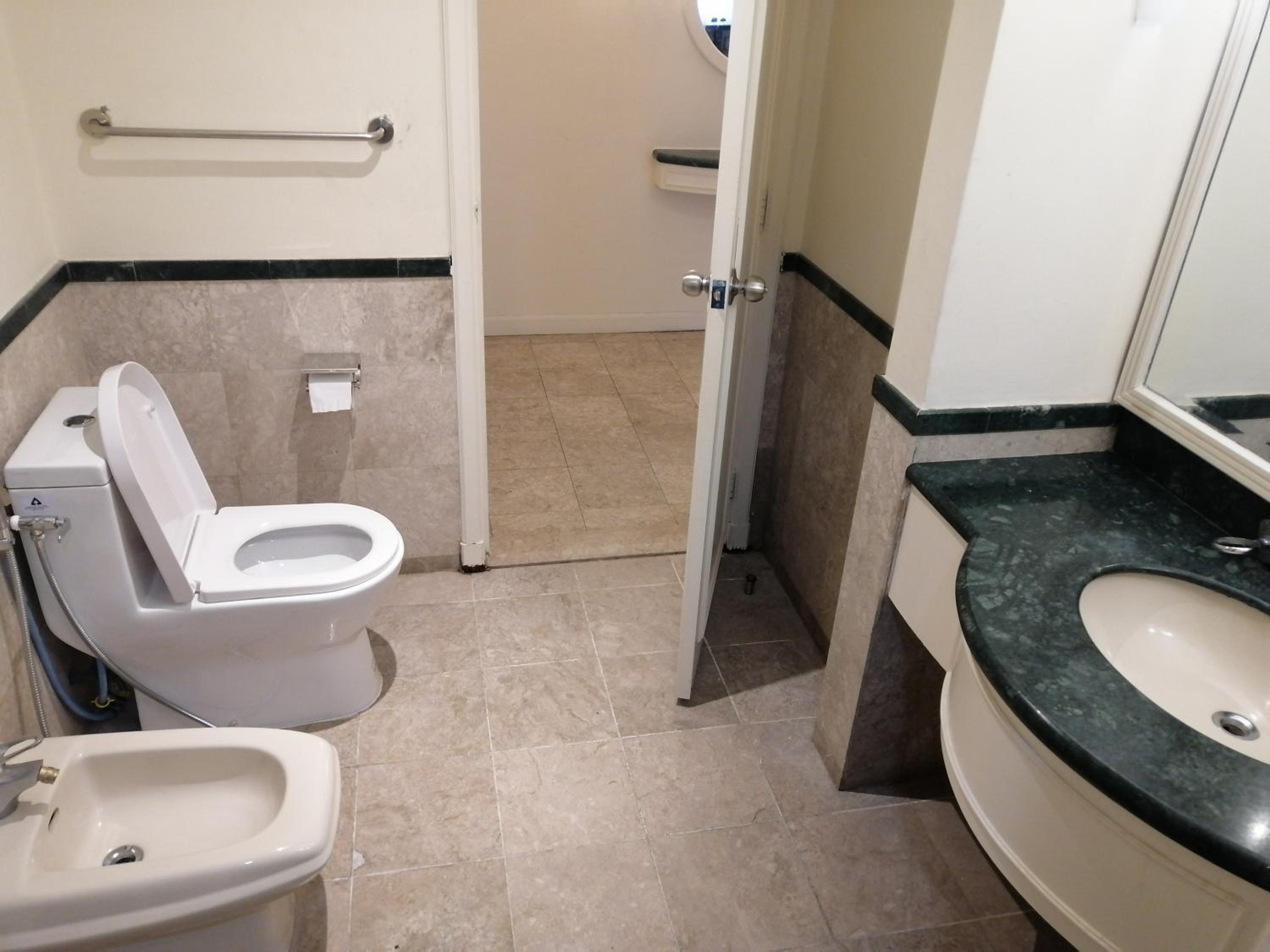 Kl Continew Suite At Times Square