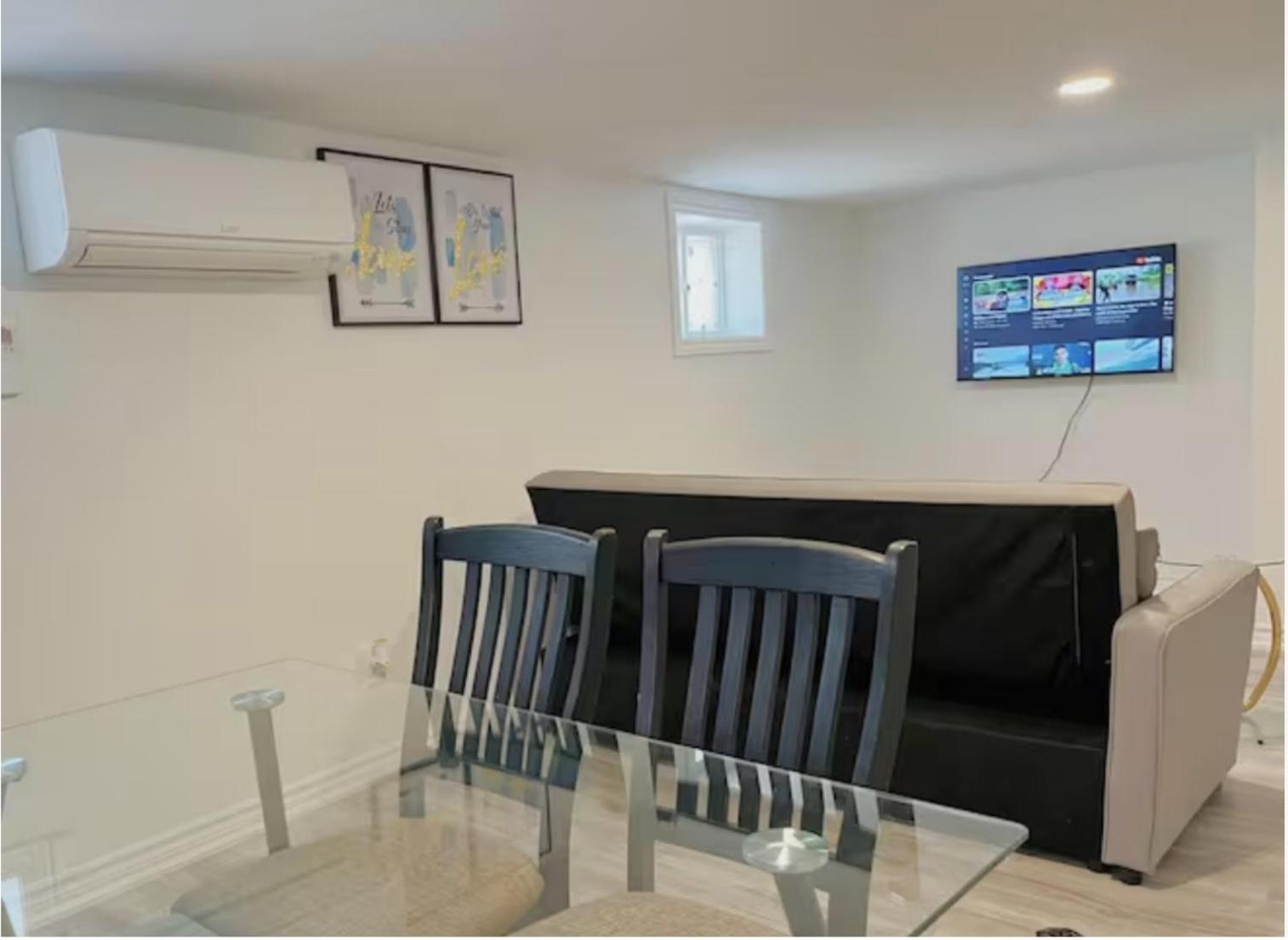Morden Unit with Free Parking, 10 km to downtown