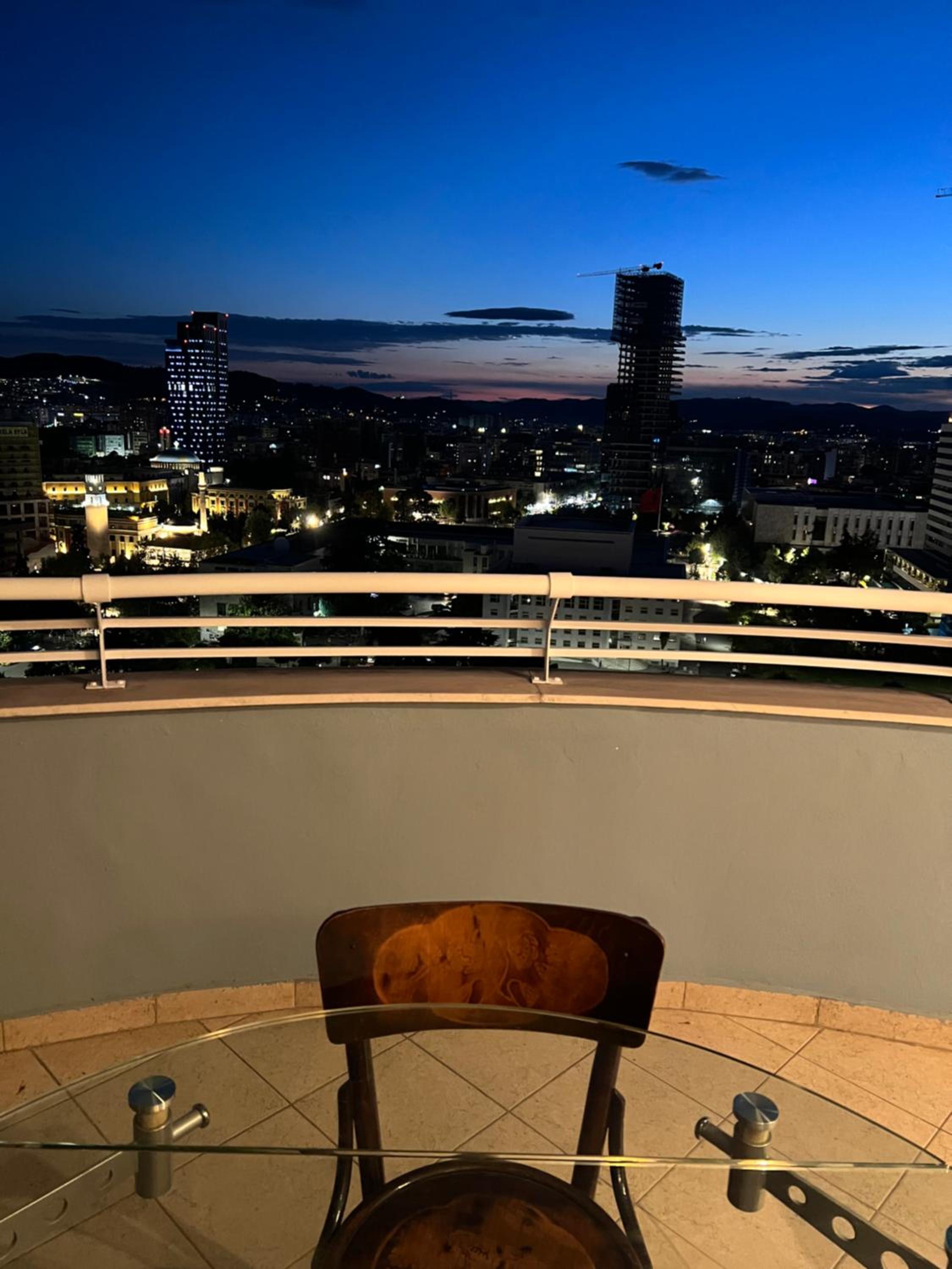 Tirana My Roots - NETI Museum Apartment Breathtaking View