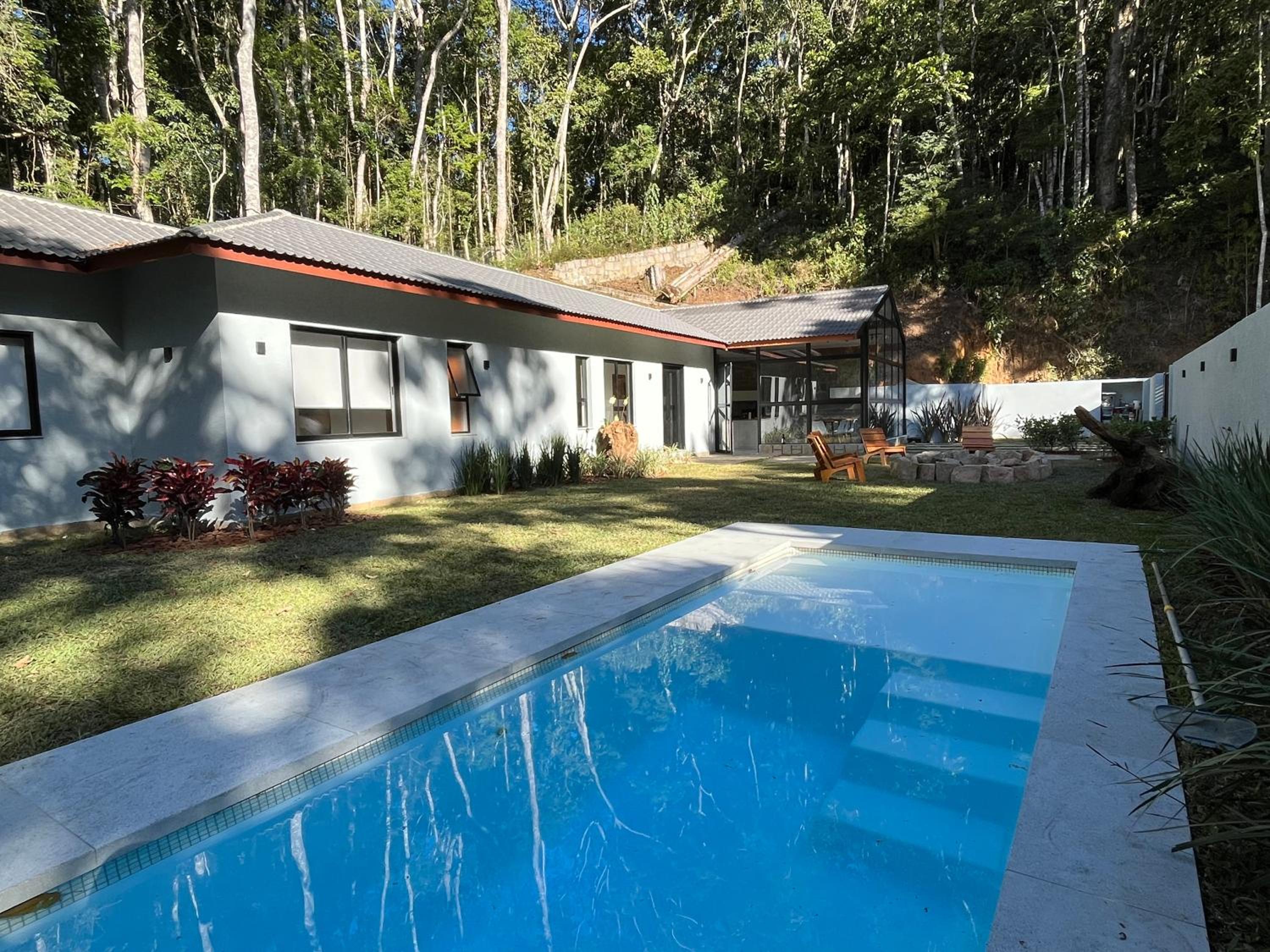 Casa de campo moderna F17