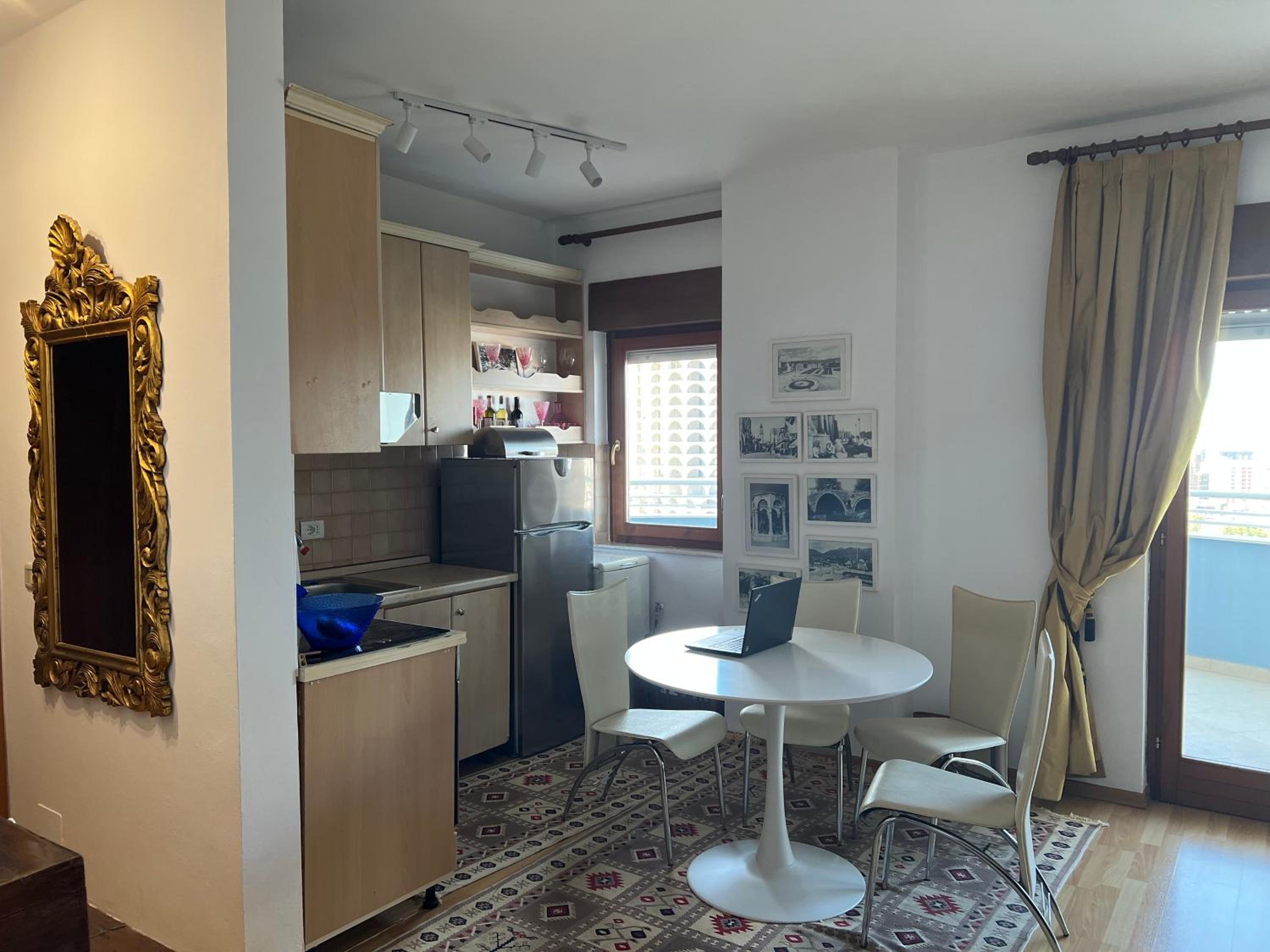 Tirana My Roots - NETI Museum Apartment Breathtaking View