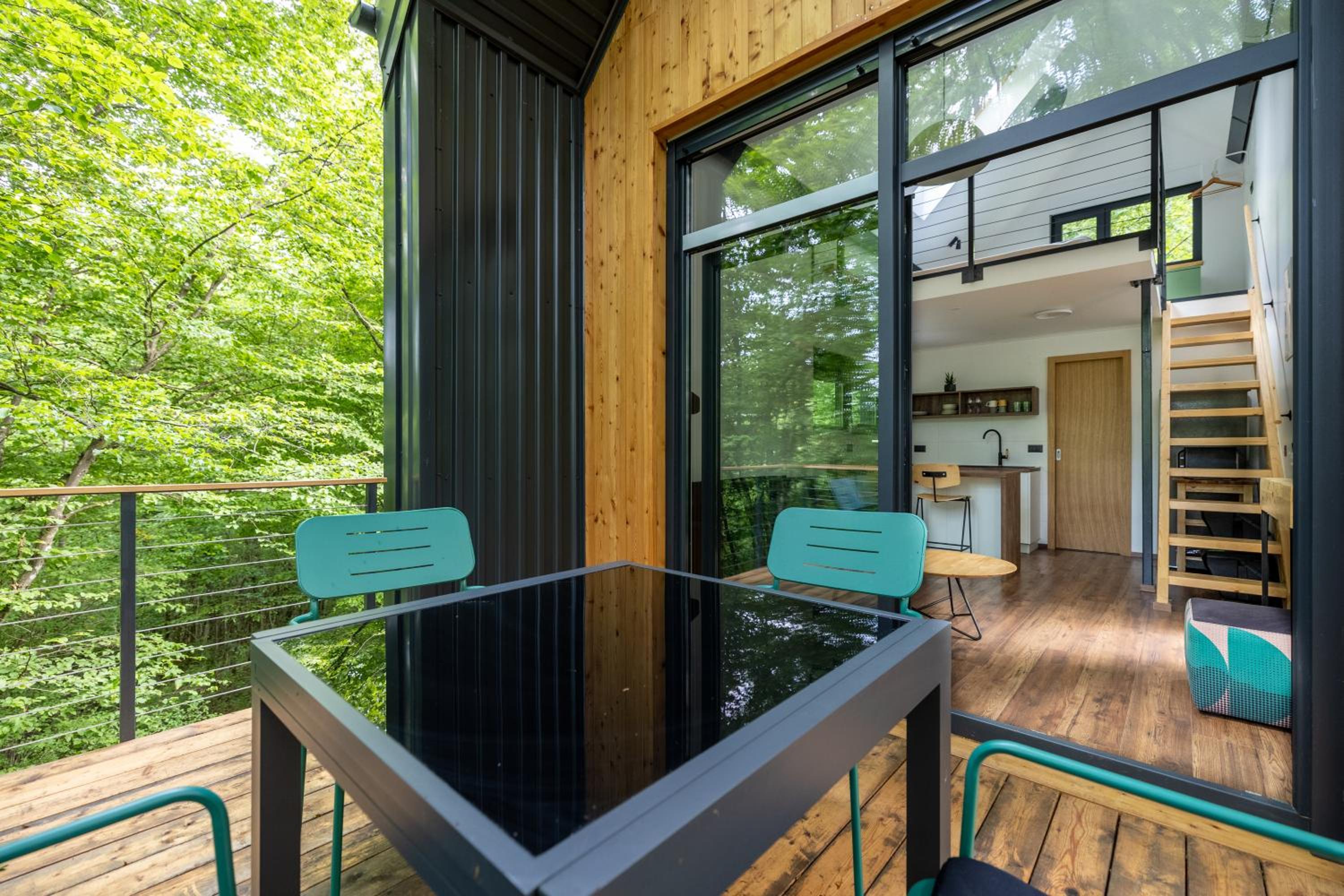 Tree Elements treehouse retreat