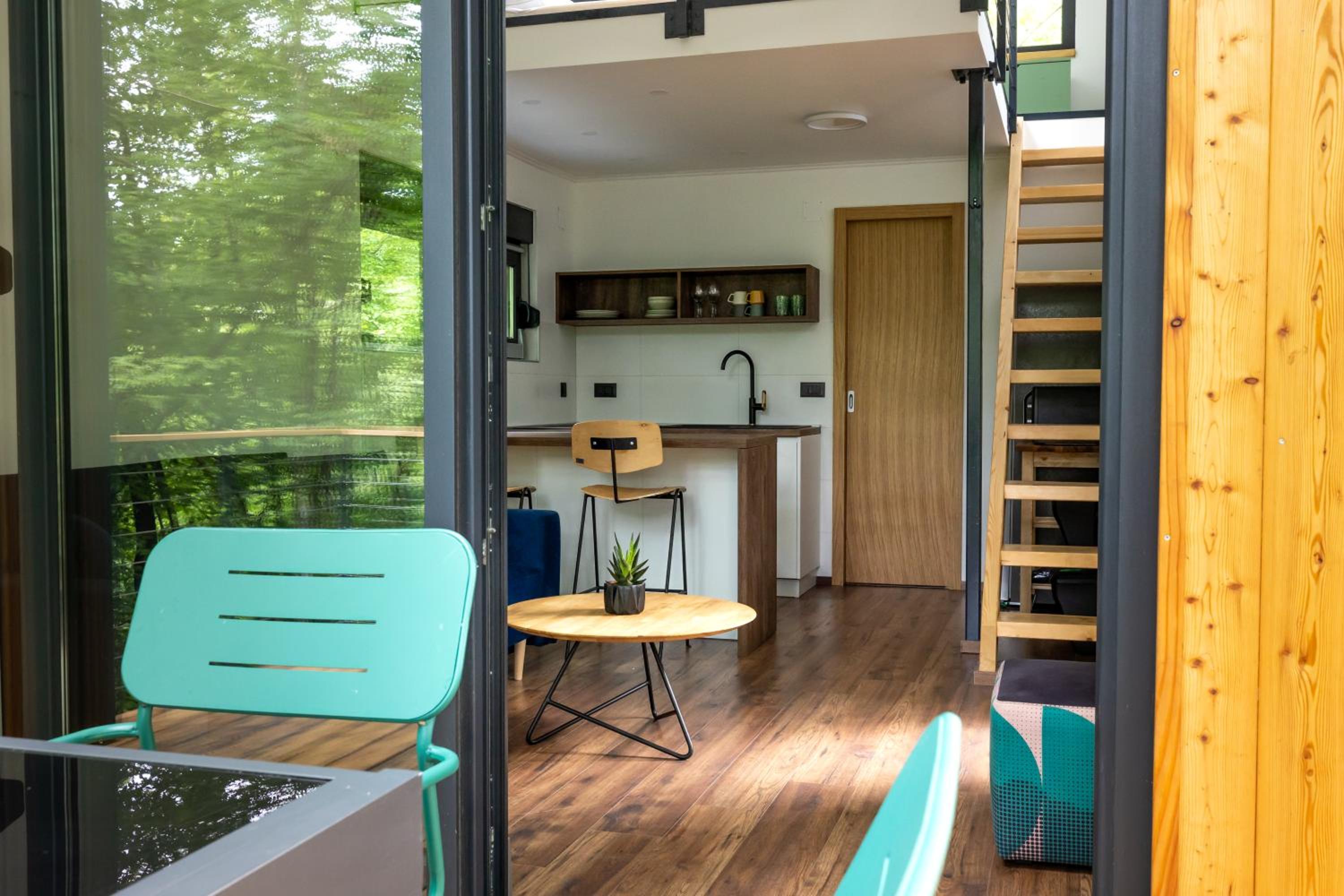 Tree Elements treehouse retreat