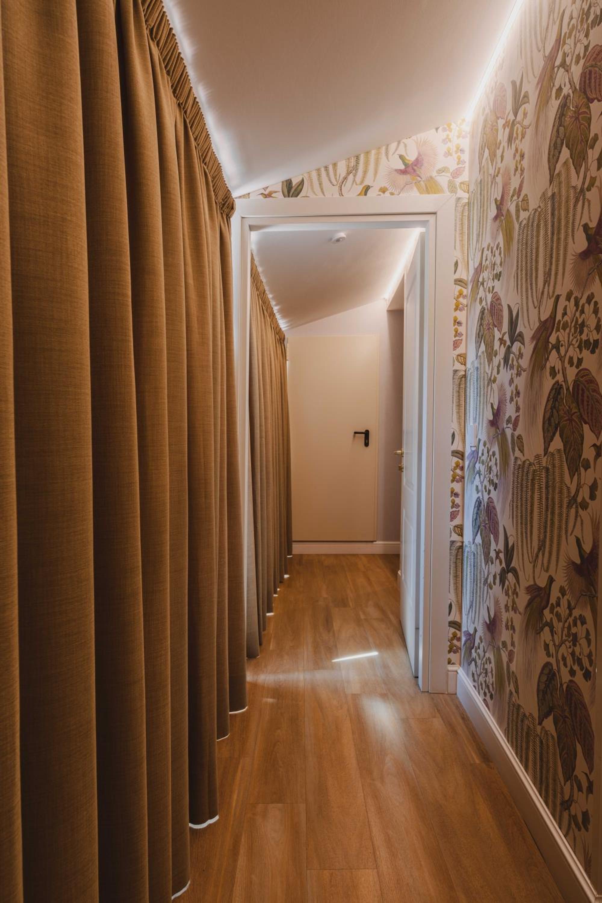 Vicario Suites