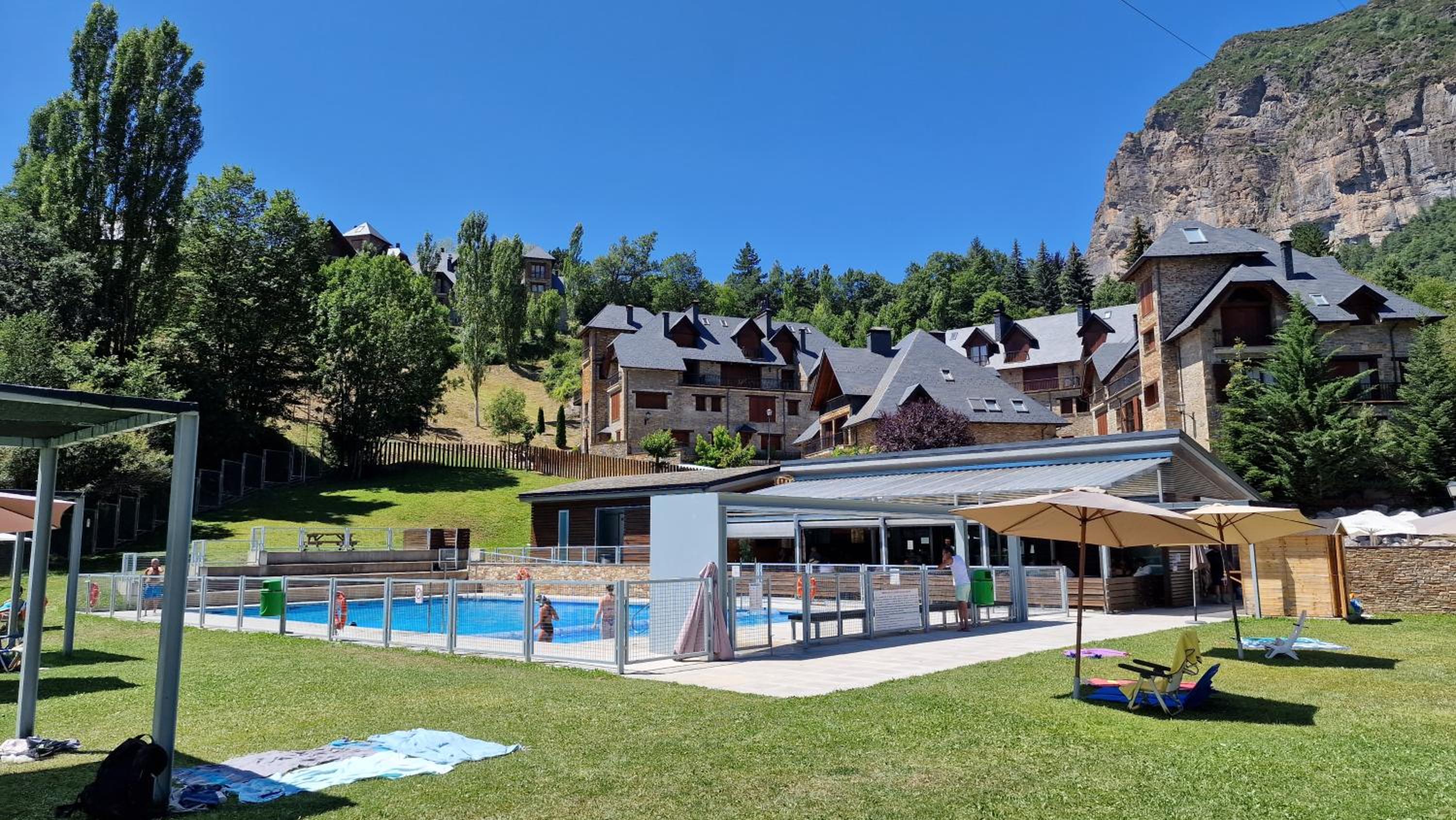 Valtrama Suite