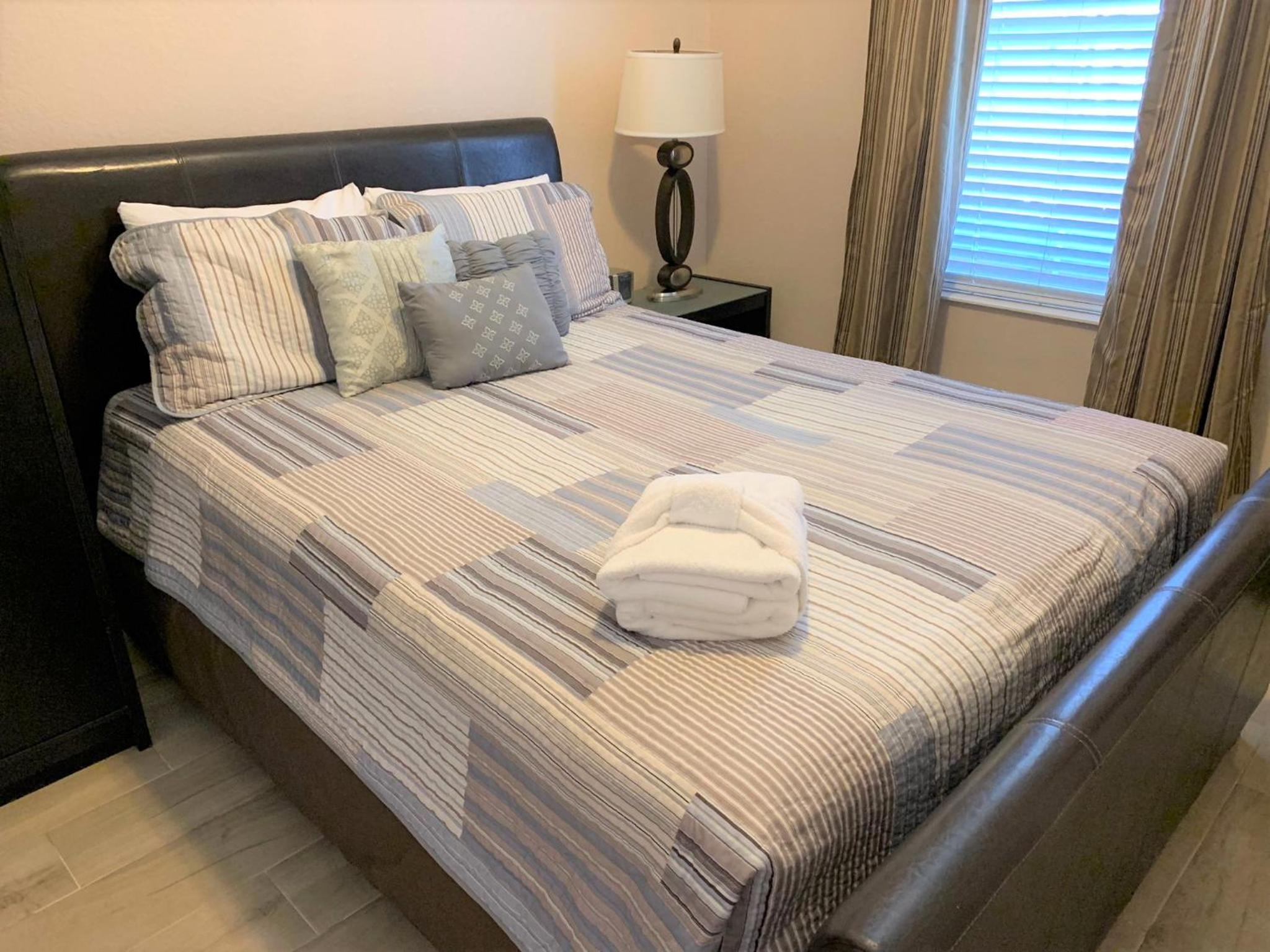 Universal Studios Area Apartment