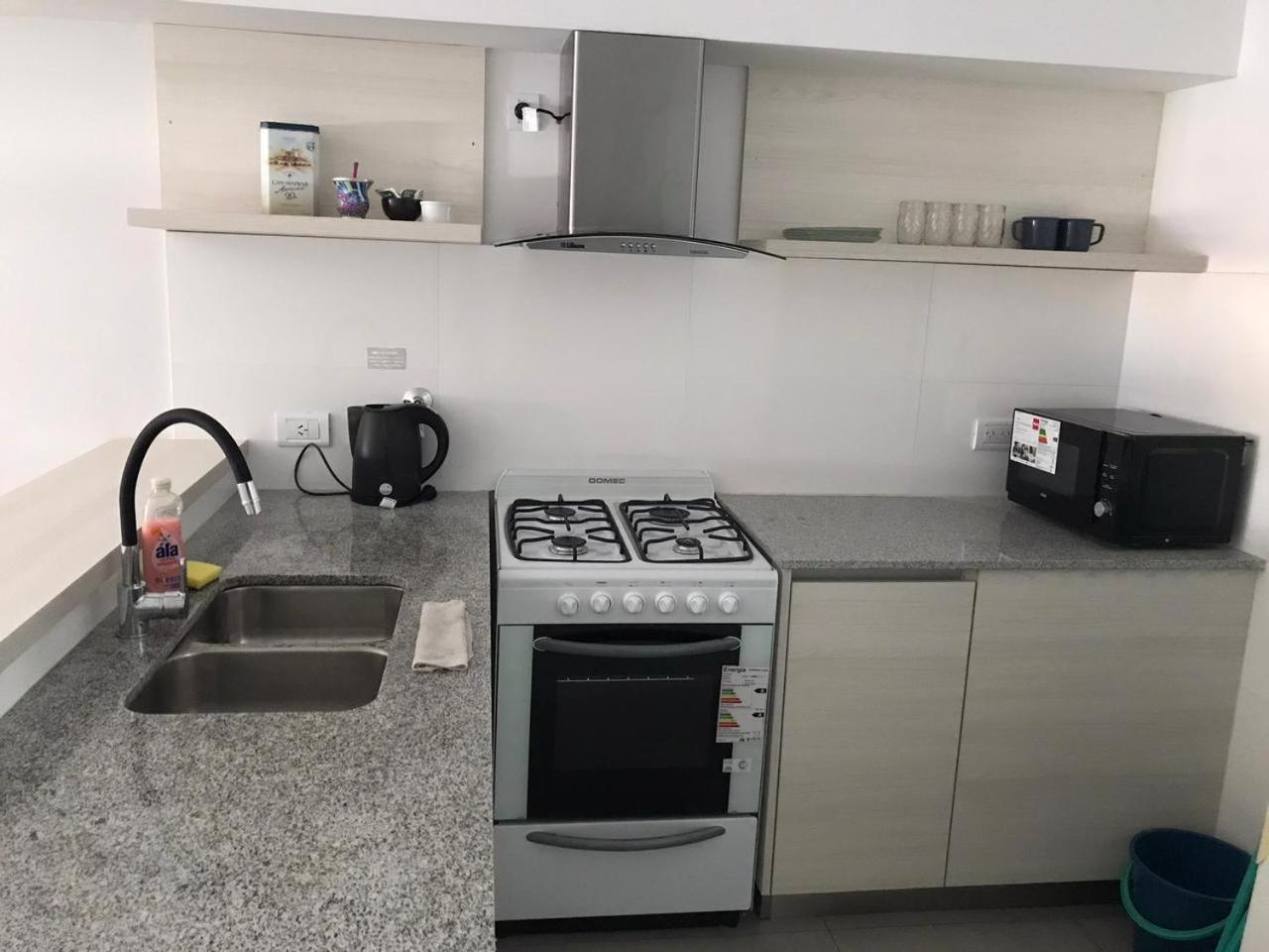 MONOAMBIENTE CENTRICO EXCEPCIONAL