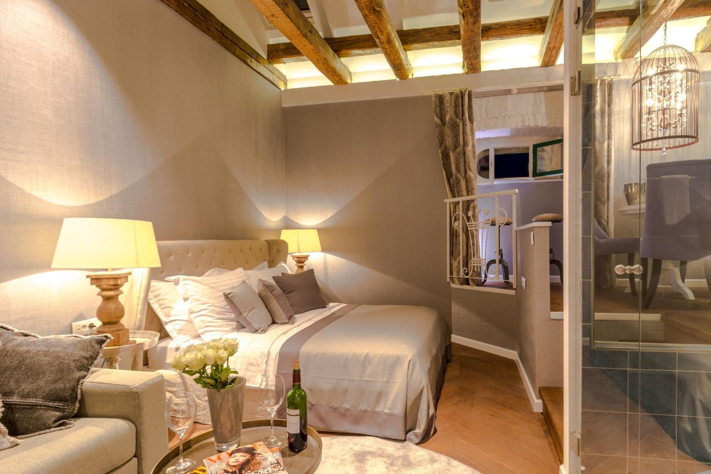 Procurator 7 Luxury Rooms photo 3