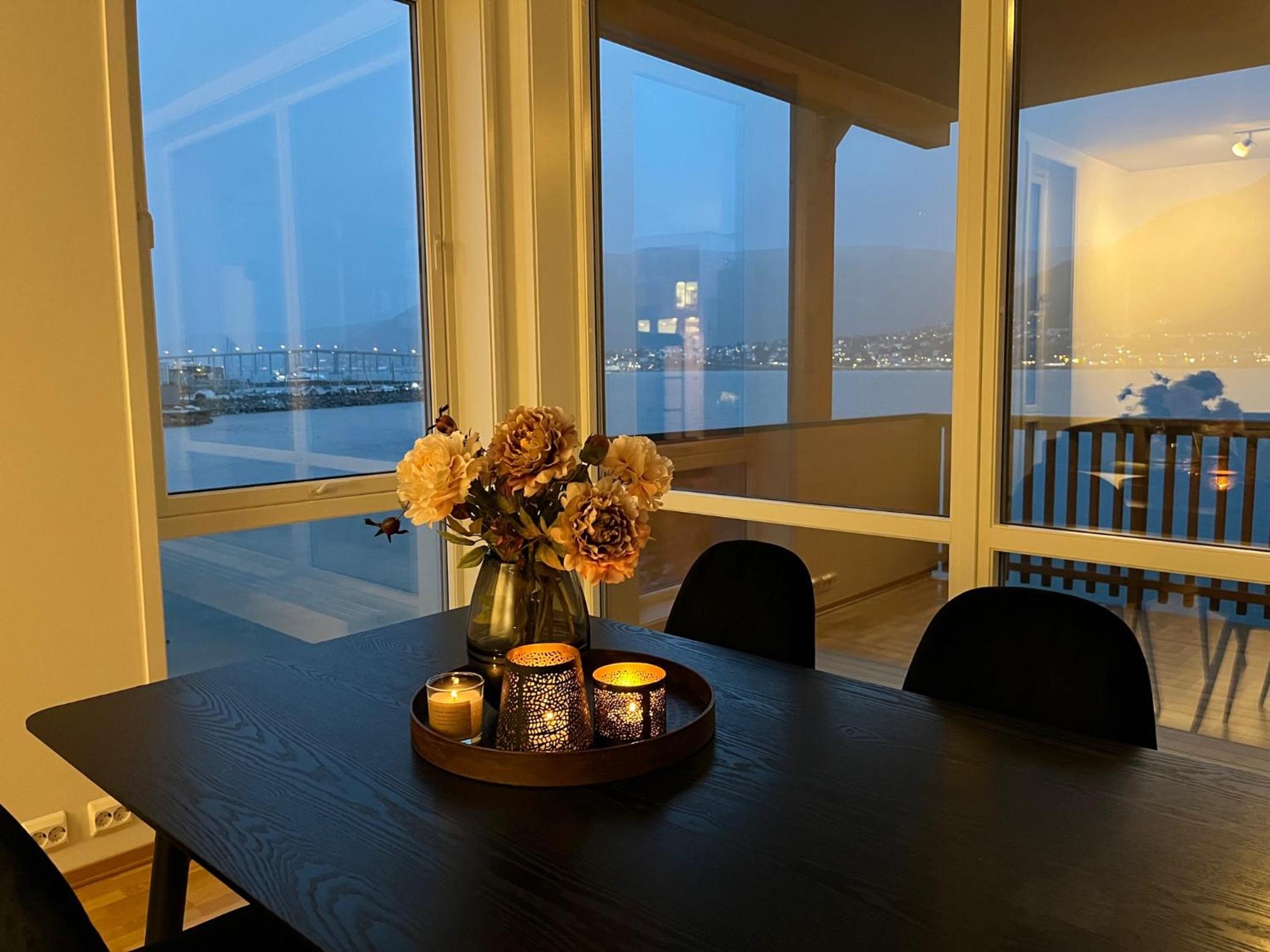 Seaside city appartment view 4