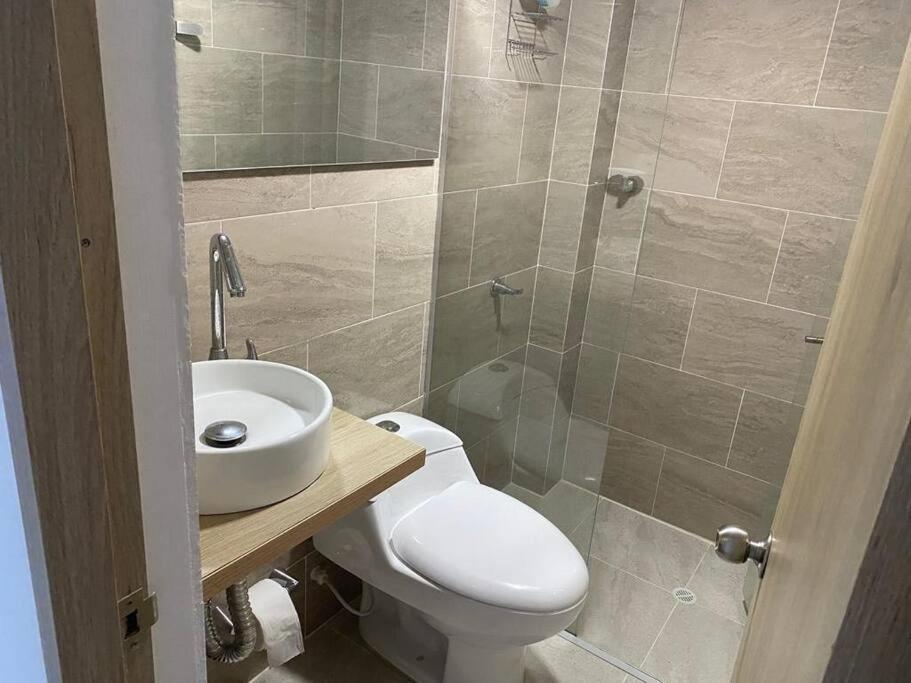 Cómodo Apartamento en zona Privada! cerca al Mar.