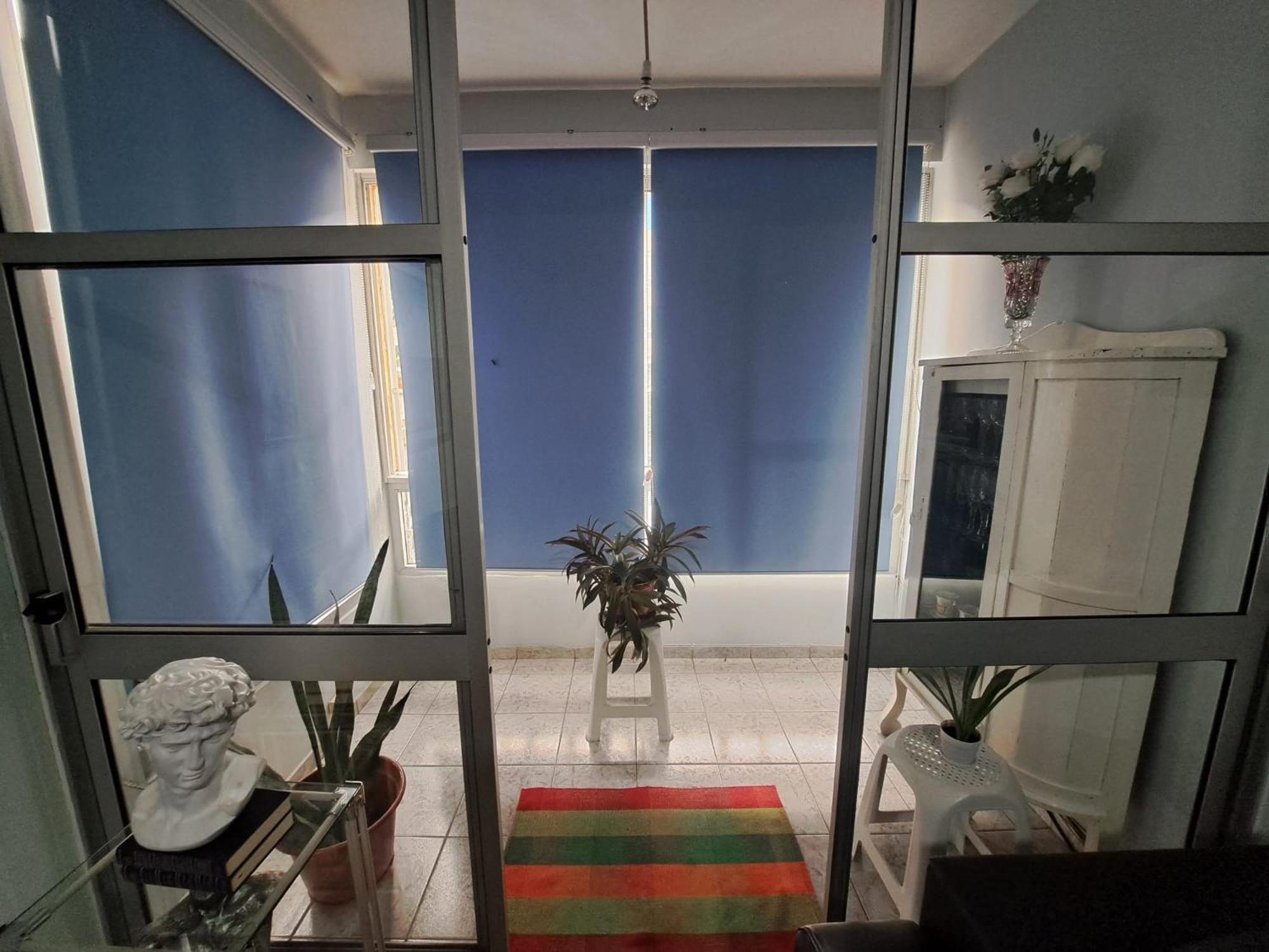 Quarto amplo do apartamento no Palmarejo