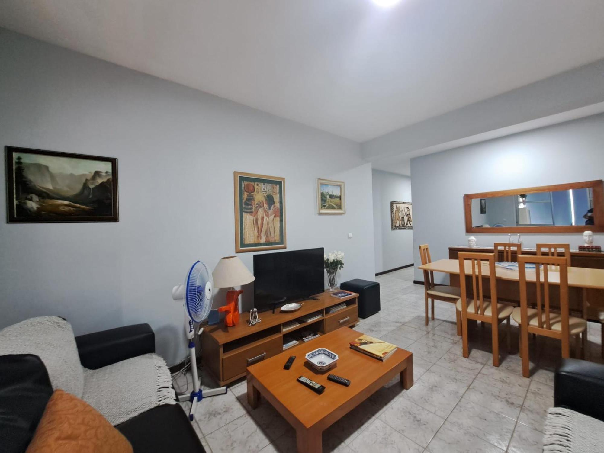 Quarto amplo do apartamento no Palmarejo