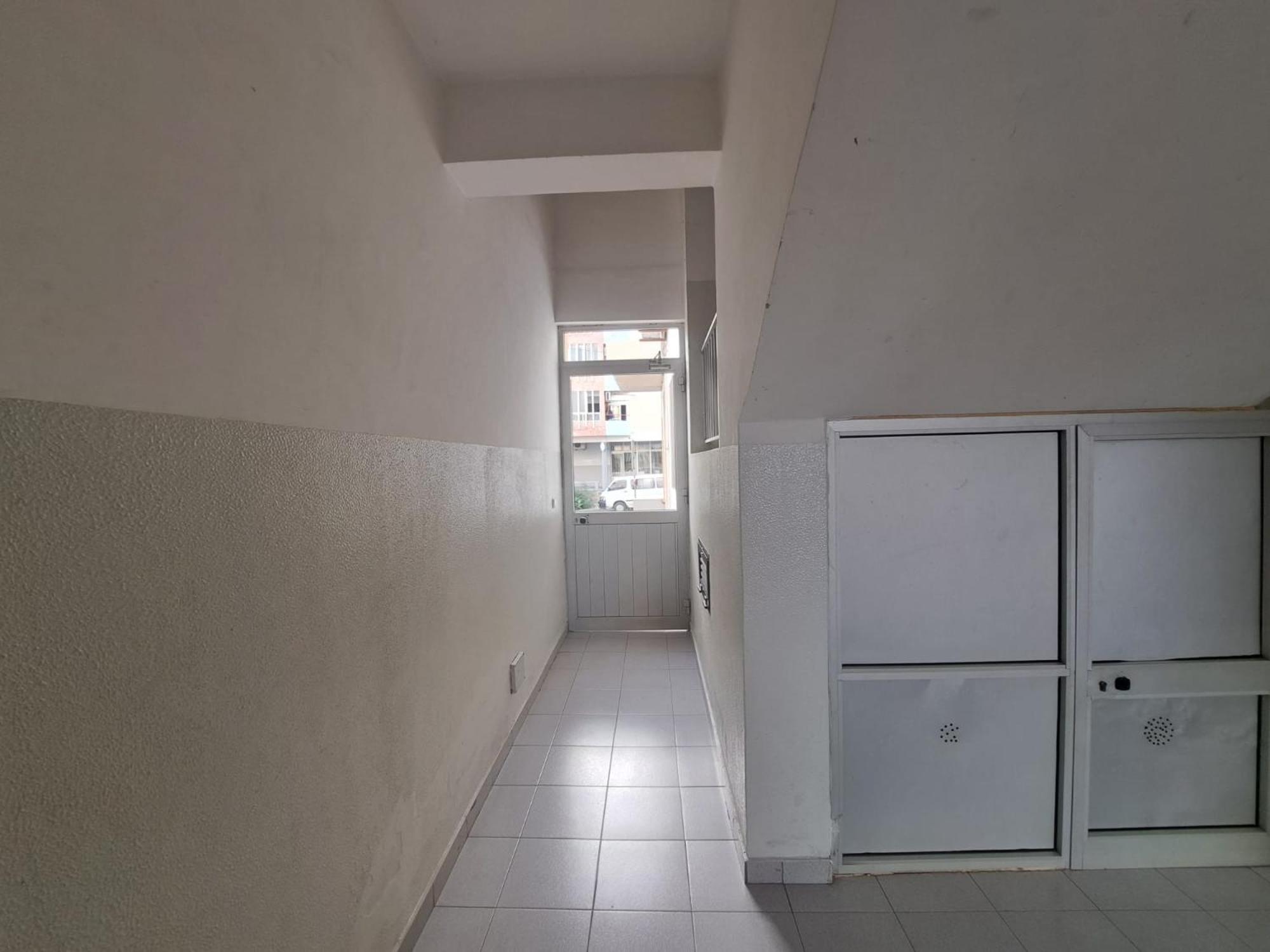 Quarto amplo do apartamento no Palmarejo