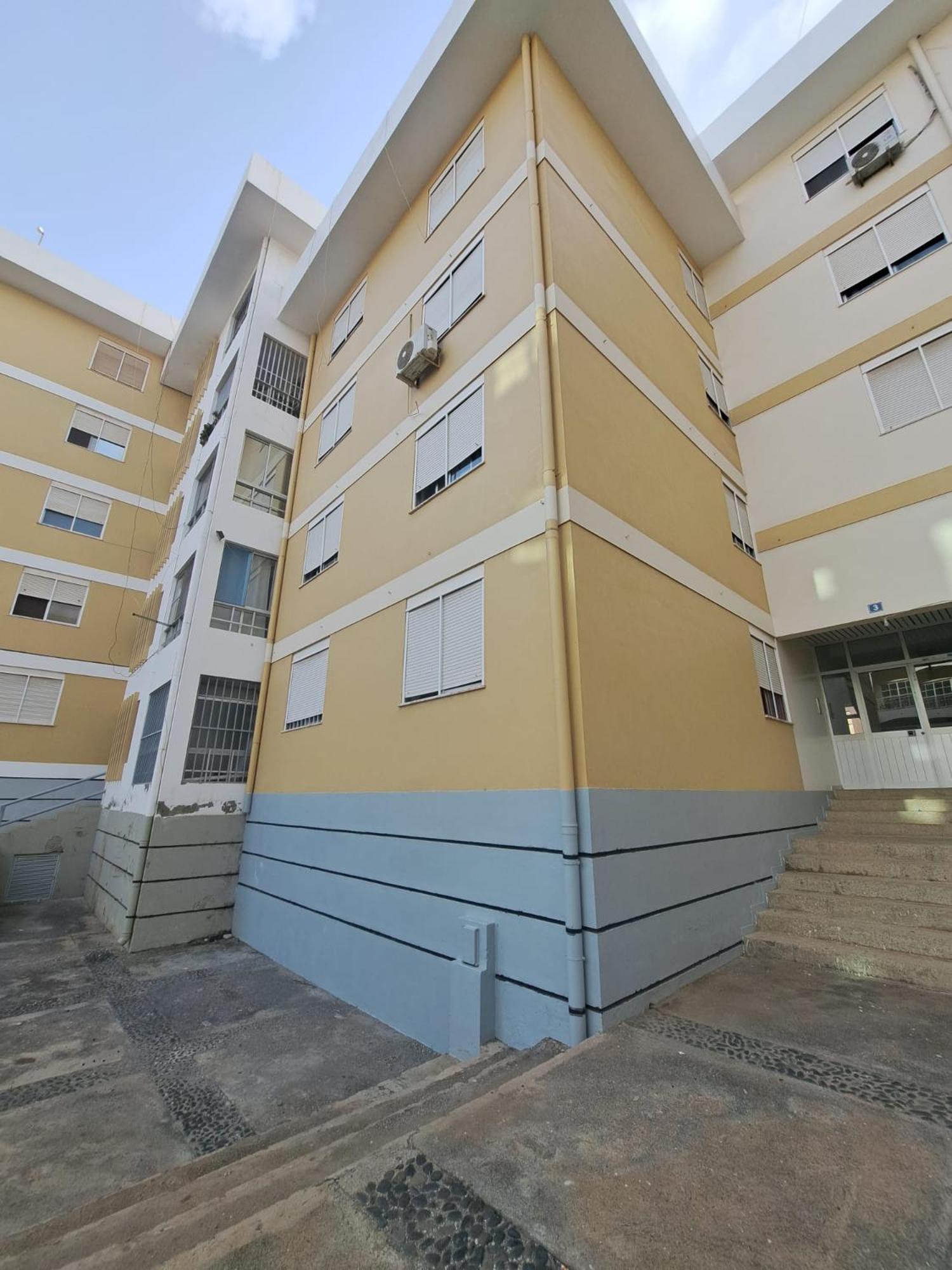 Quarto amplo do apartamento no Palmarejo