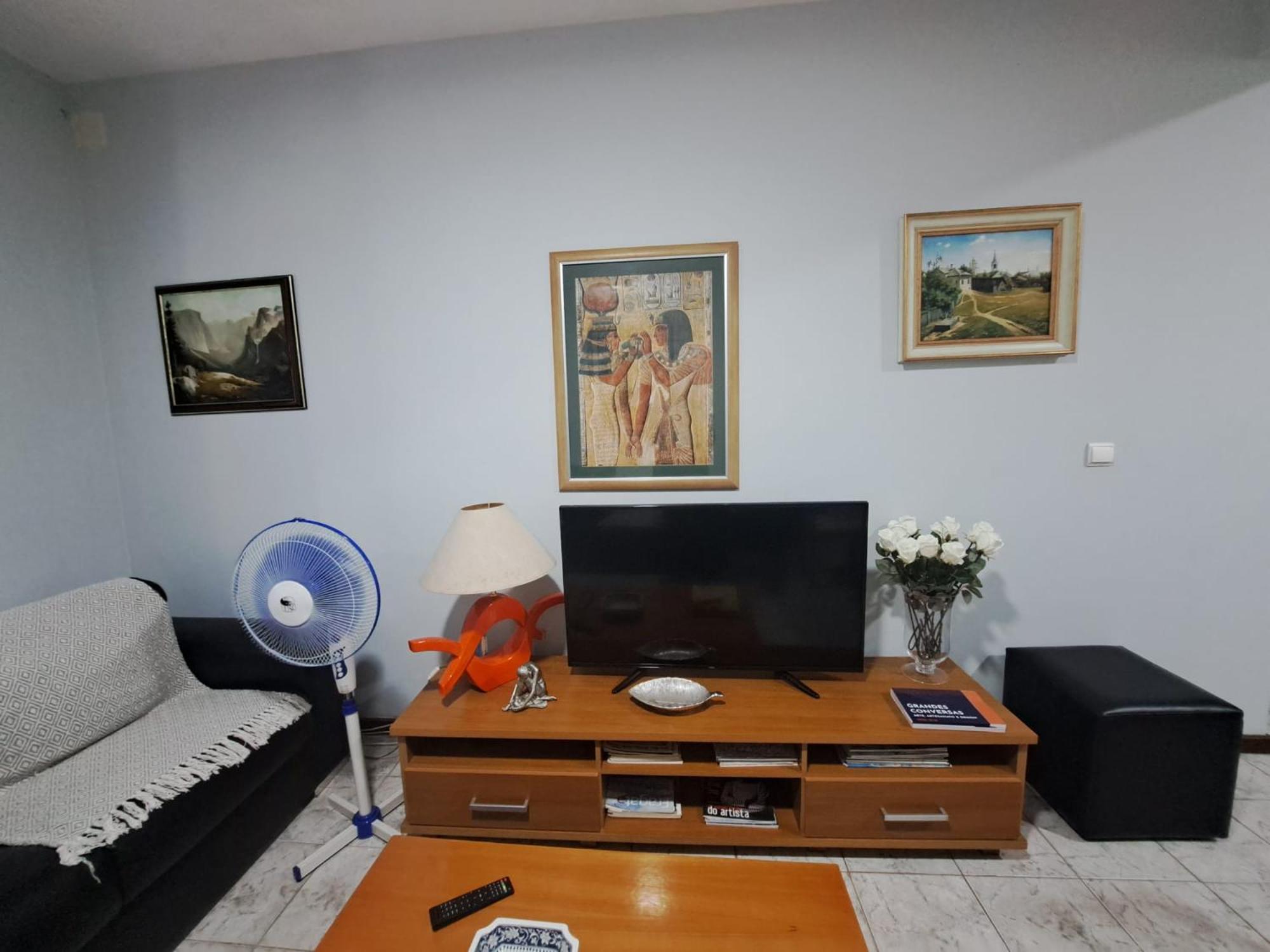 Quarto amplo do apartamento no Palmarejo