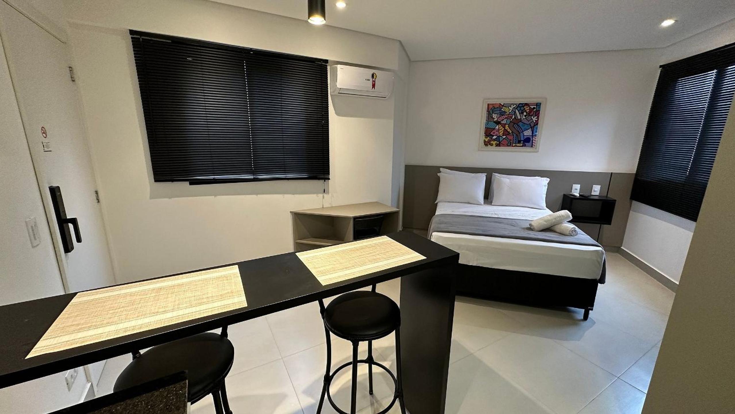 NOVOS apartamentos STUDIO do ladinho do Paraguai