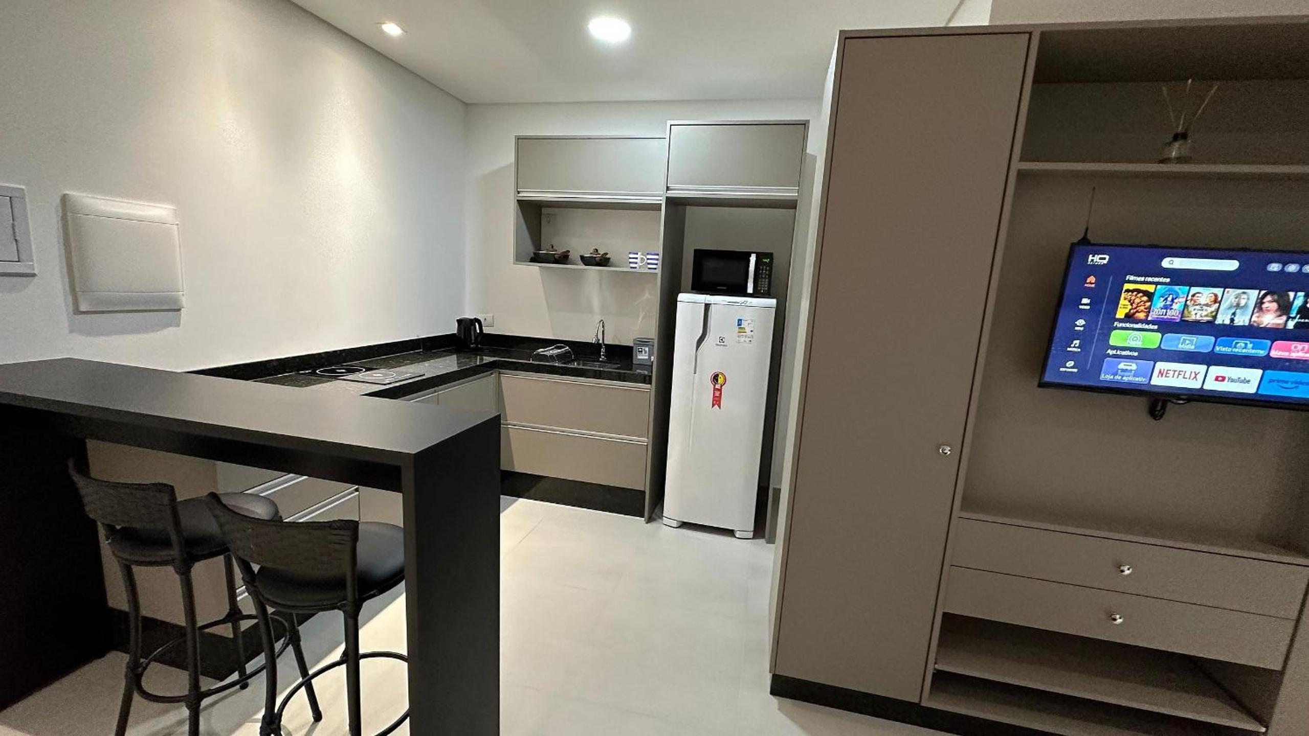 NOVOS apartamentos STUDIO do ladinho do Paraguai