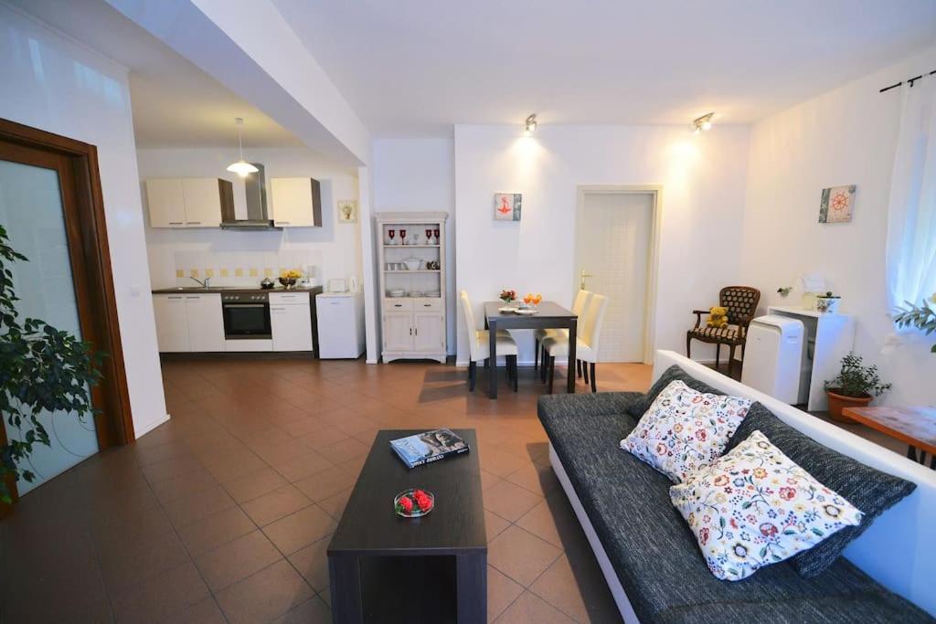 Blue Palm Apartment, Ika-Opatija