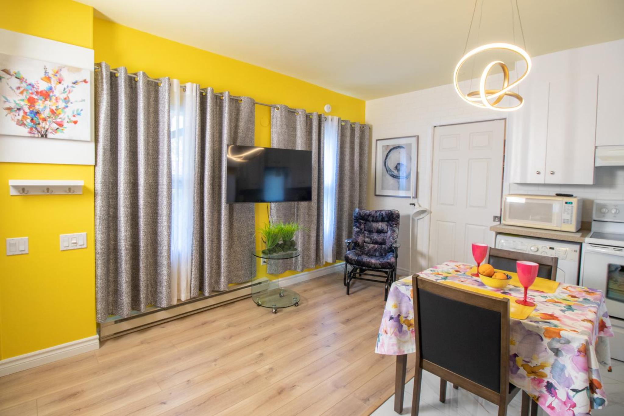 Trois-rivieres Vacations - Maisonnette dans la nature en pleine ville. - Property Image 6