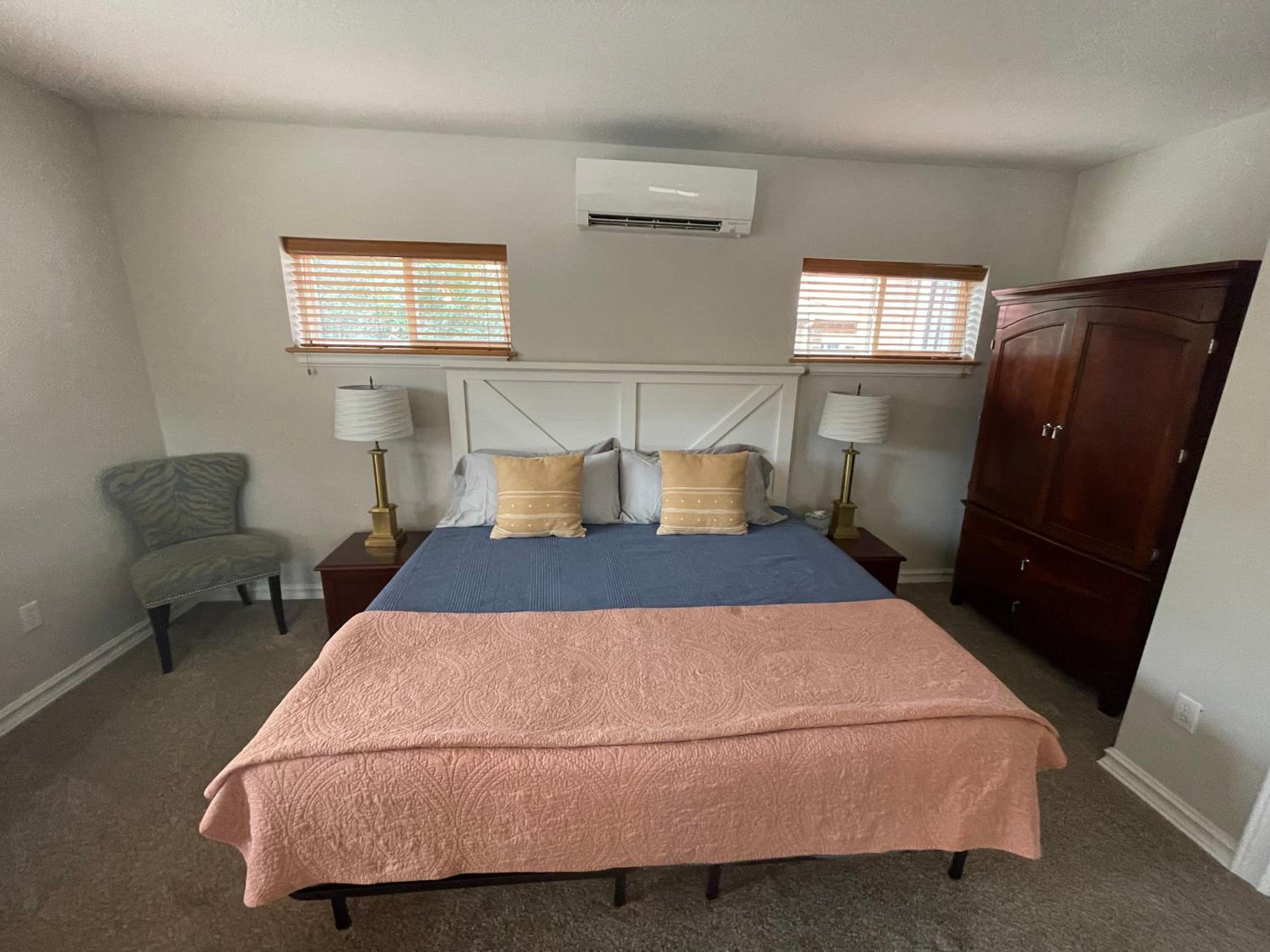 Riverfront AirBnb - Clark Fork Suite 1 view 3