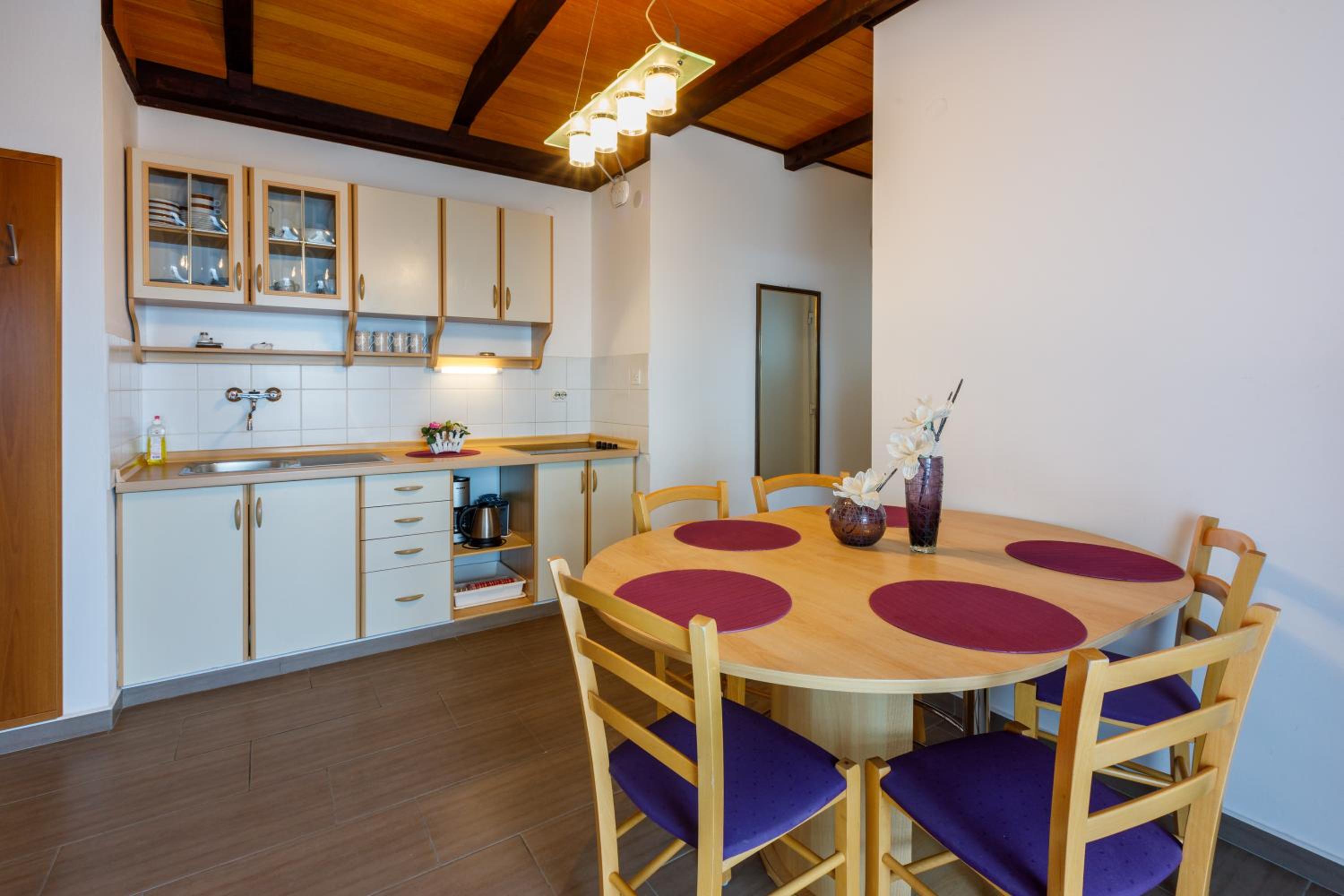 Apartmani Višnja