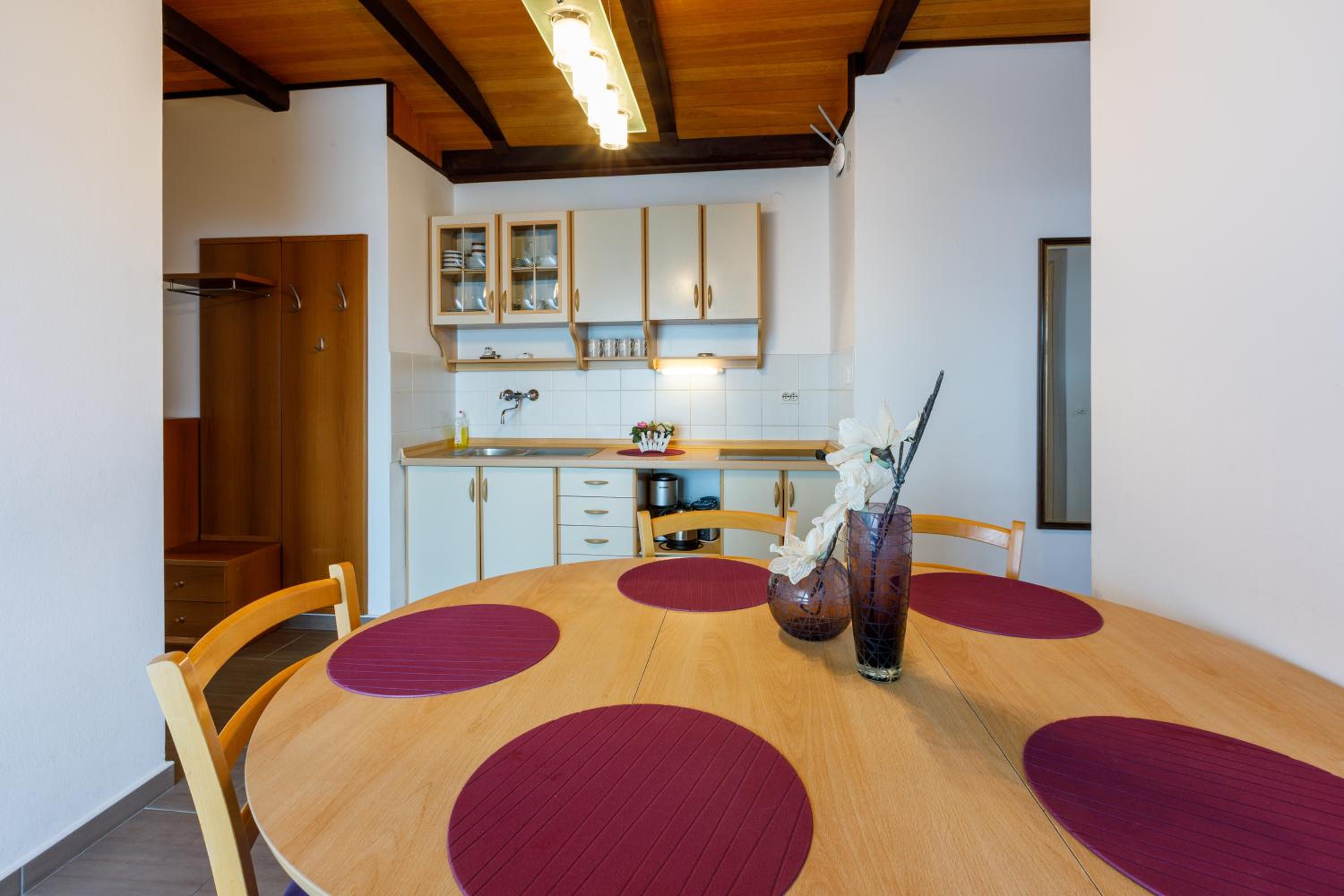 Apartmani Višnja