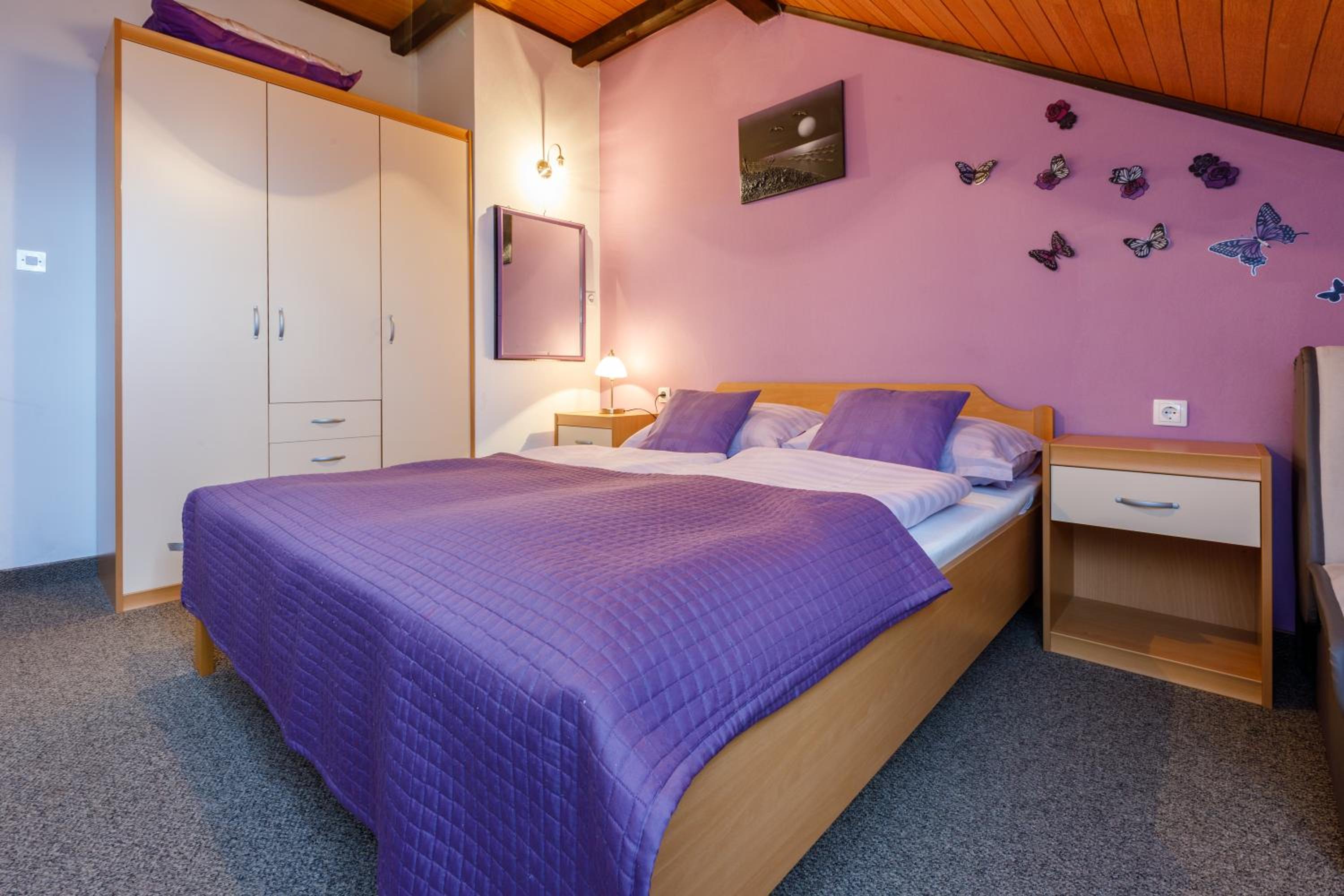 Apartmani Višnja