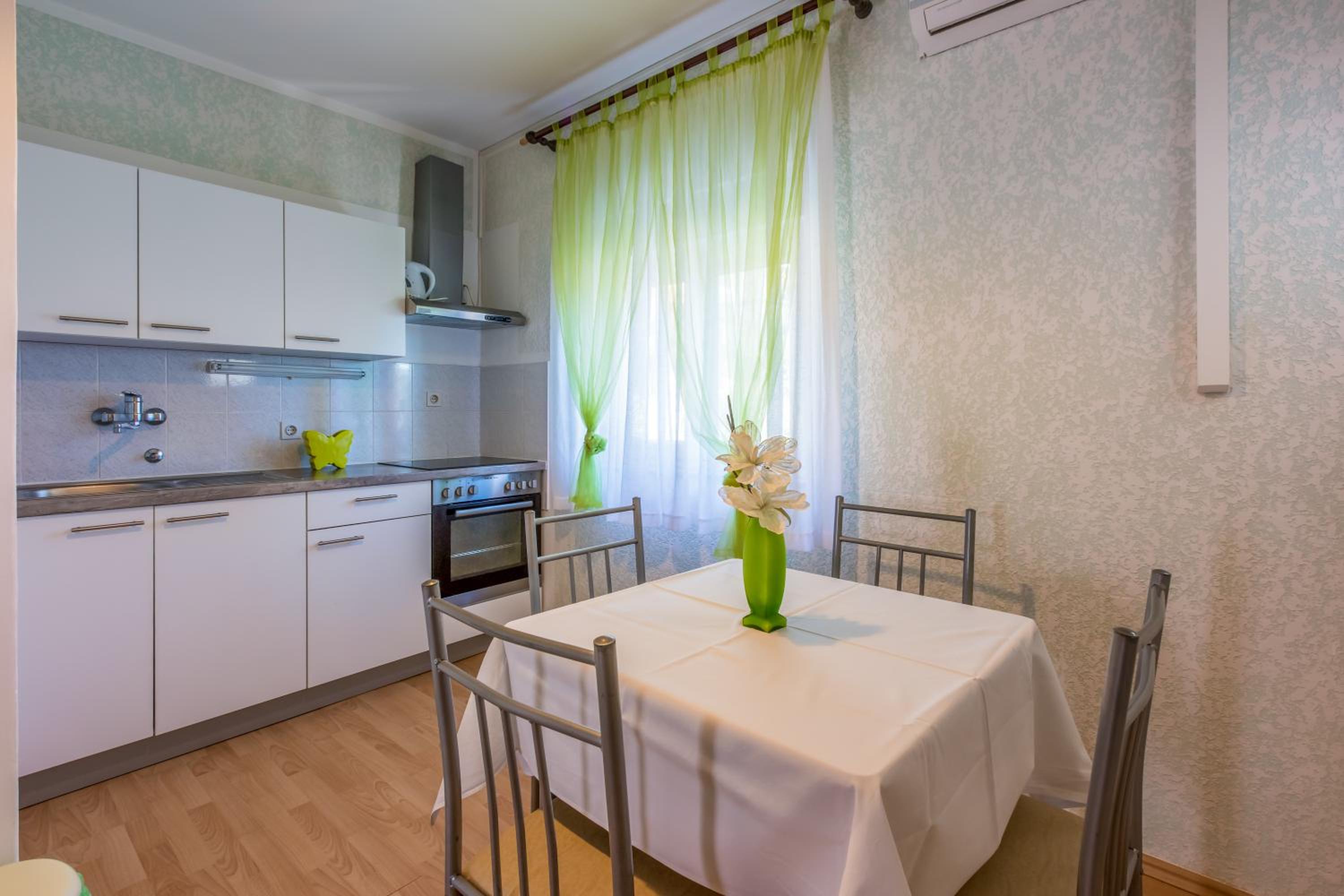 Apartmani Višnja