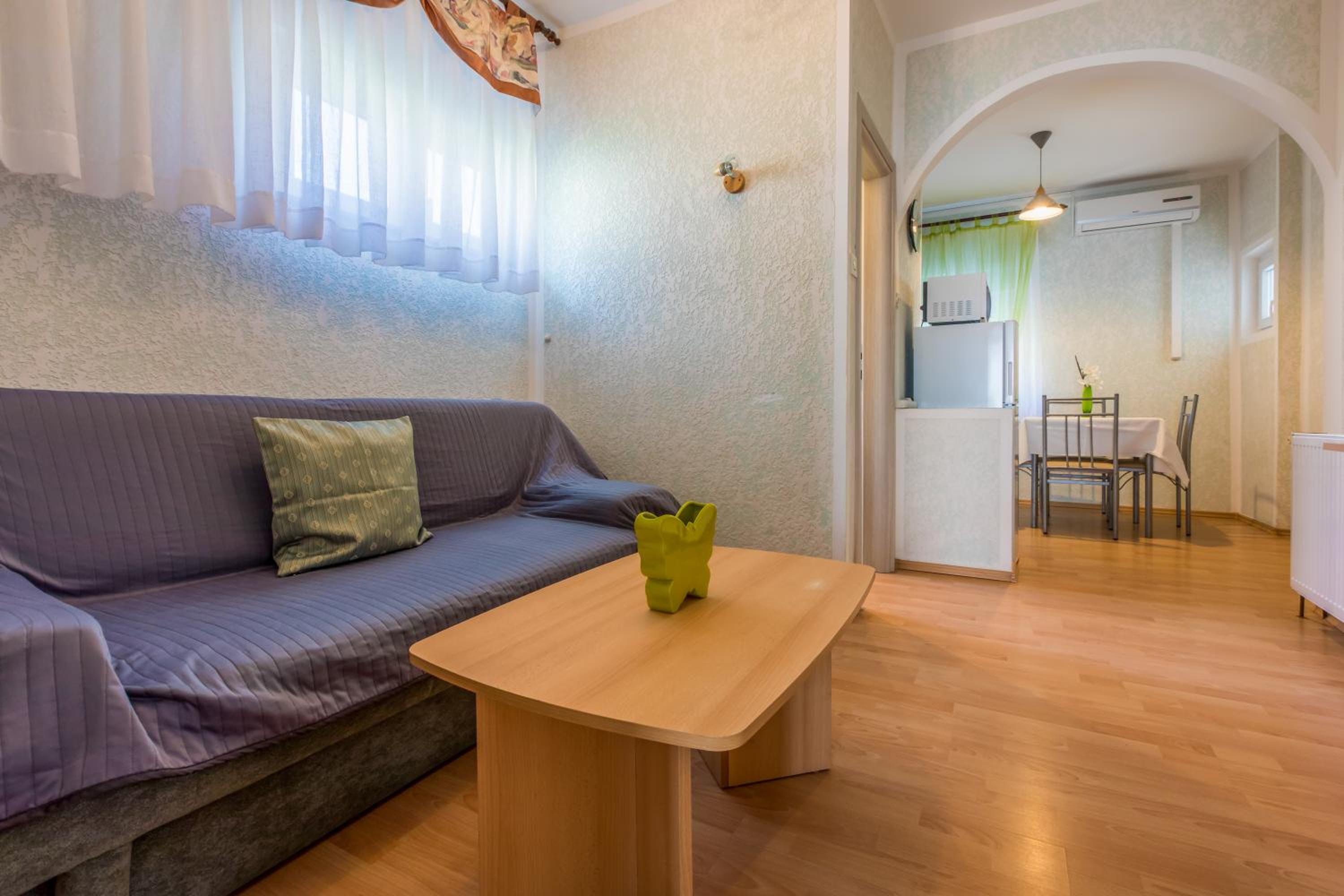 Apartmani Višnja