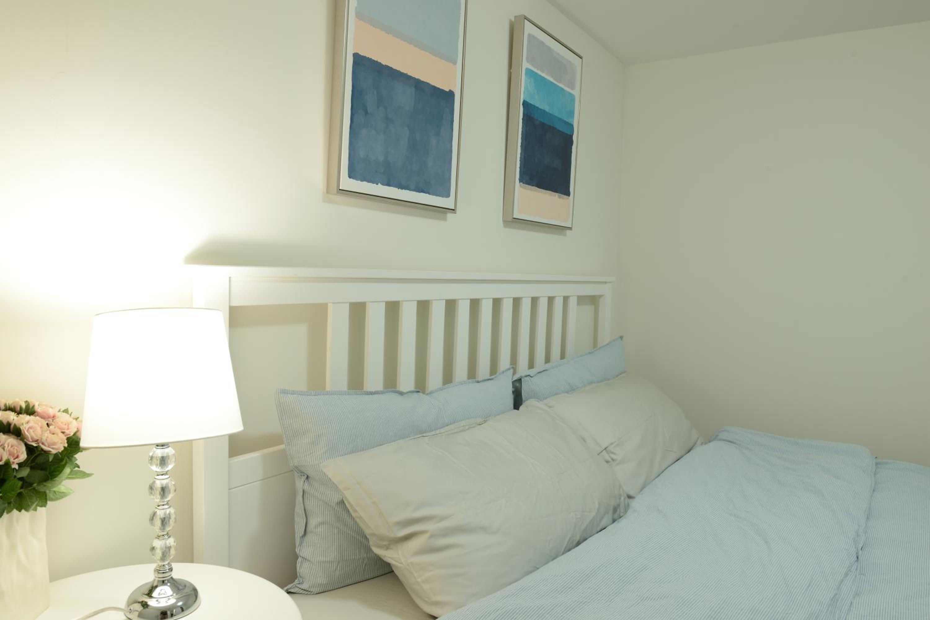 Spacious 2-Bed-Room near Yonge & Major Mackenzie