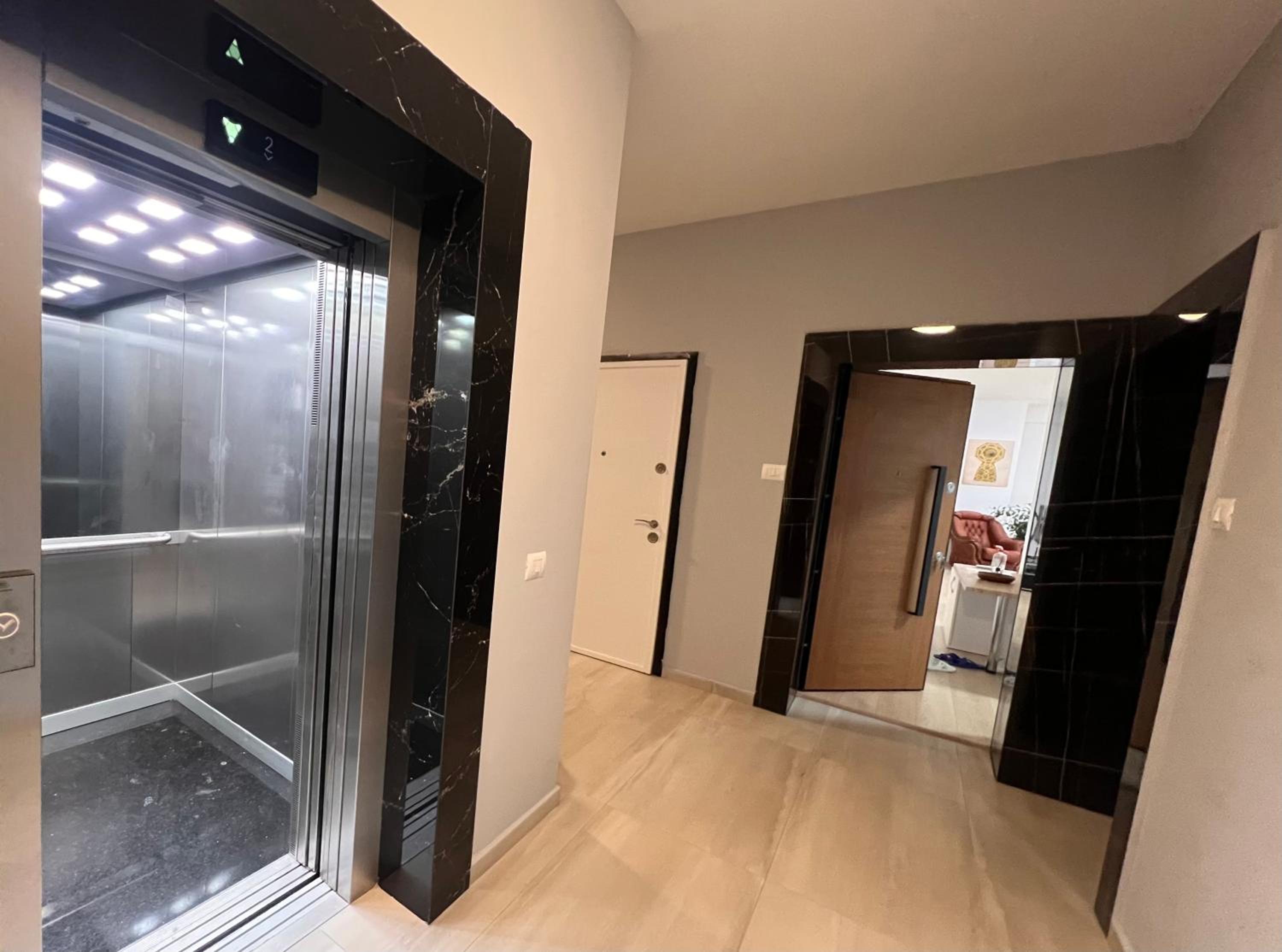 Kino Apartment
