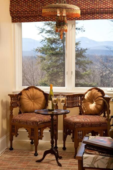 Mount Merino Manor