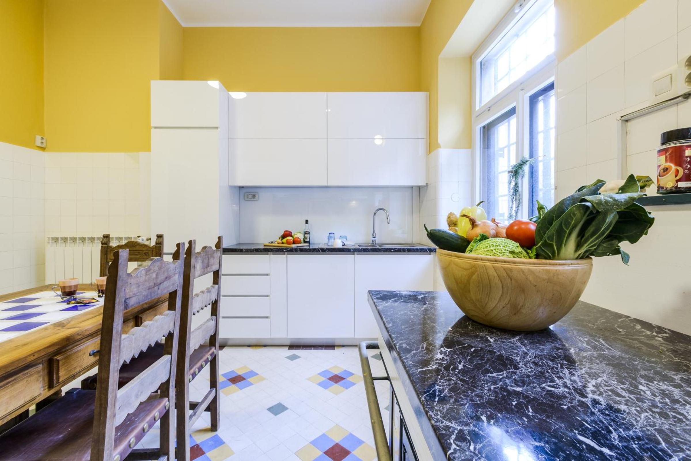Villa Mediteran Old Town, 5 En-Suites and Hot Tub