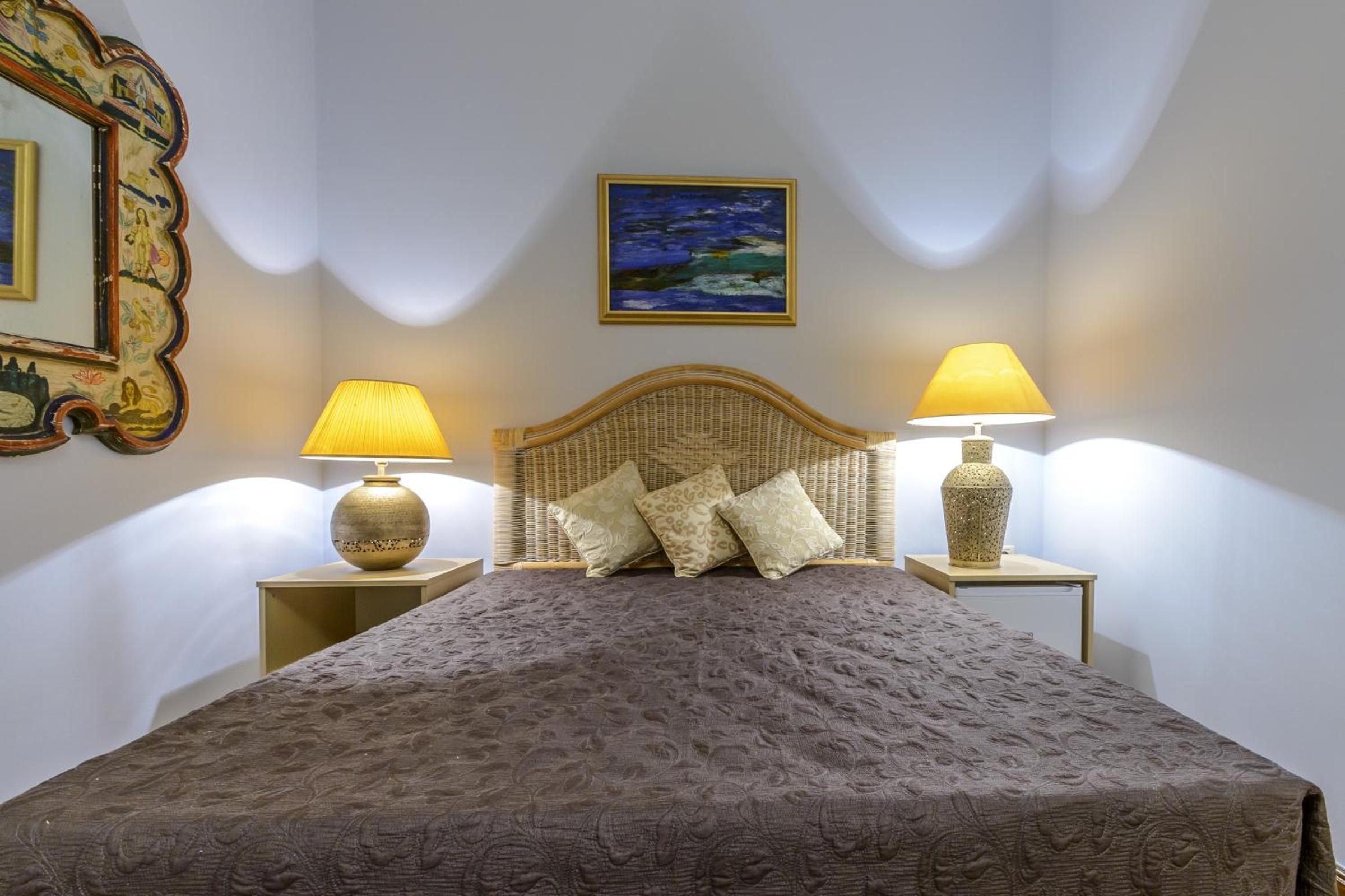 Villa Mediteran Old Town, 5 En-Suites and Hot Tub
