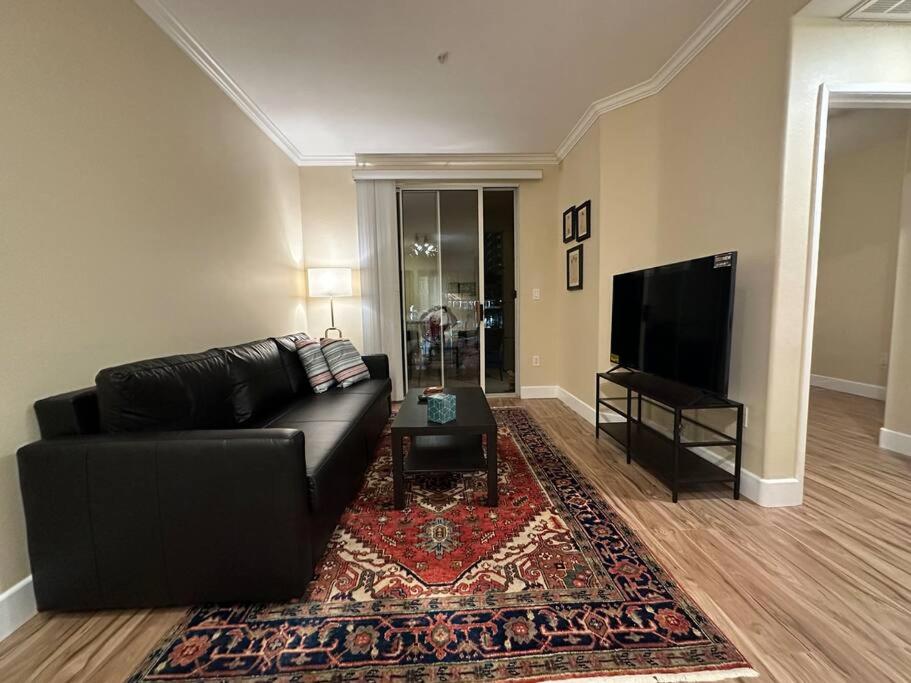 Orange County/Anaheim Vacations - Vacation Condo in Irvine close to Newport Beach - Property Image 1