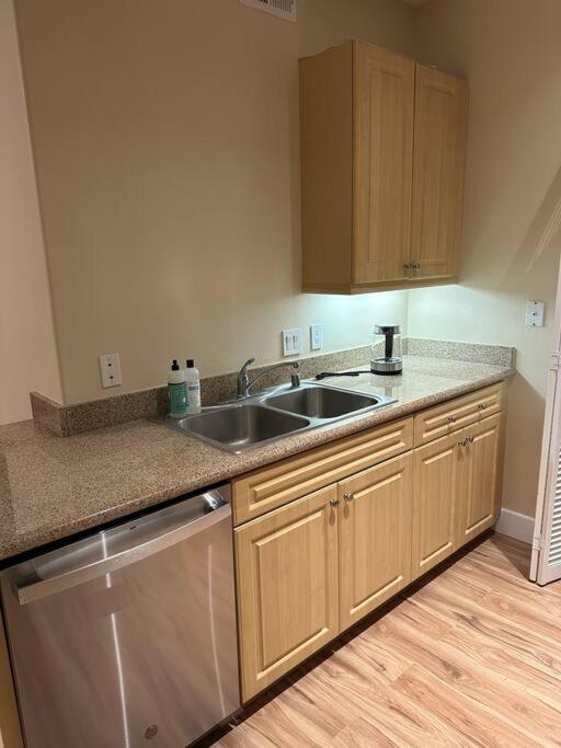 Orange County/Anaheim Vacations - Vacation Condo in Irvine close to Newport Beach - Property Image 11