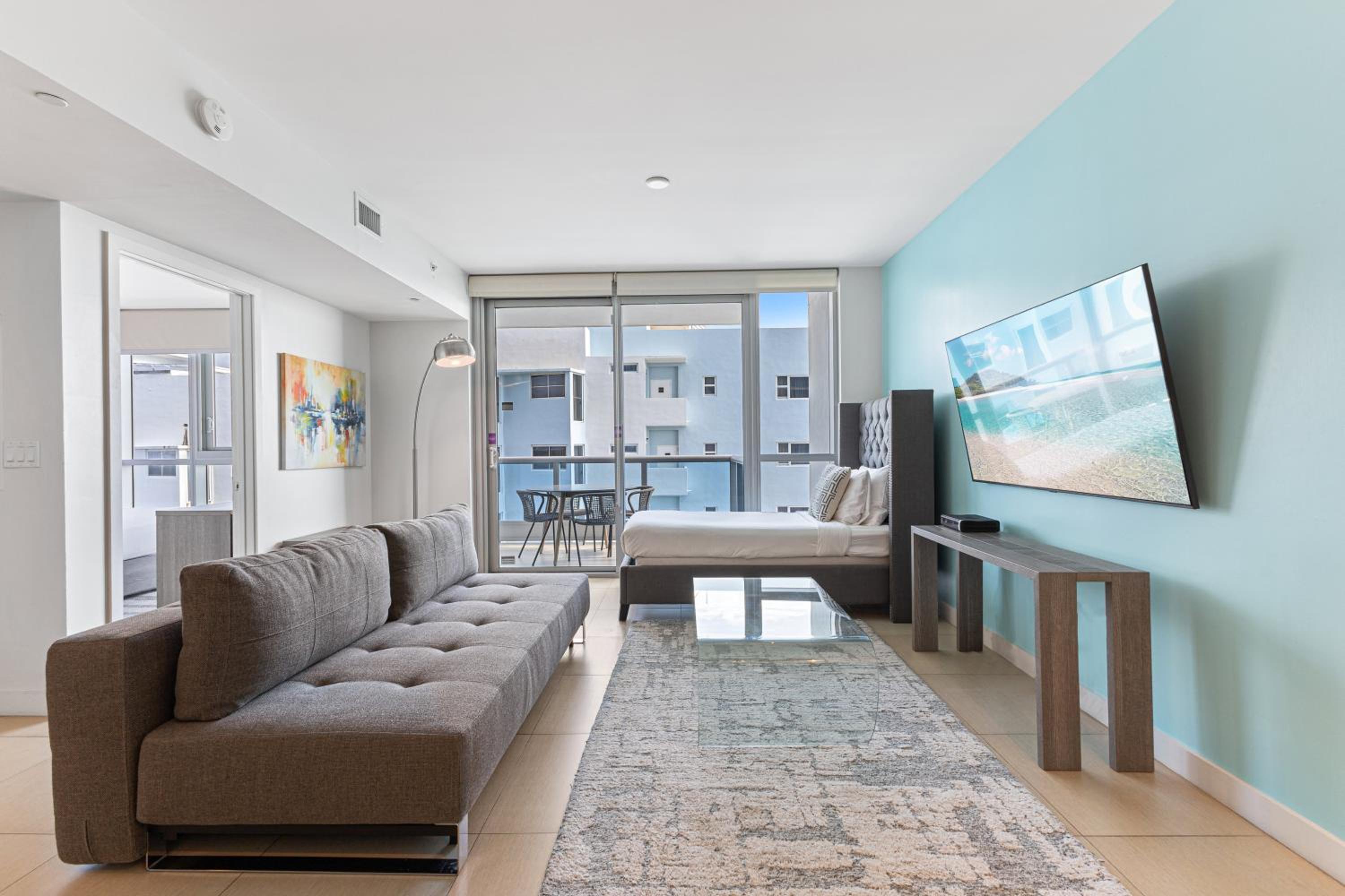 Dharma Home Suites Miami Beach at Monte Carlo