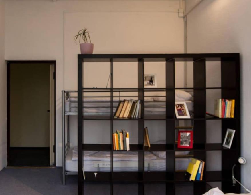 200qm Loft for Friends and Family - on the Spree!
