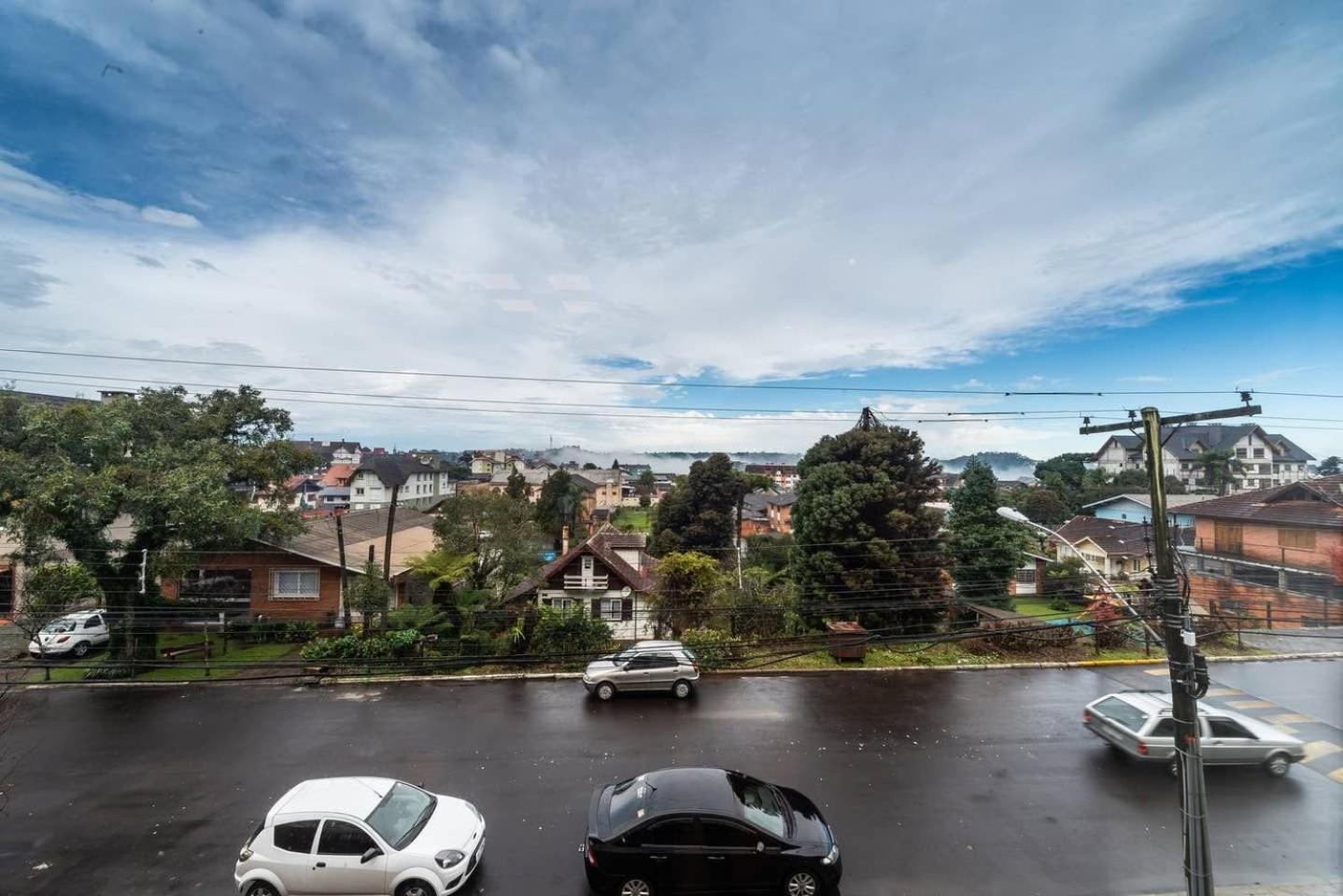 Brand new and modern apartment in the center of Gramado.